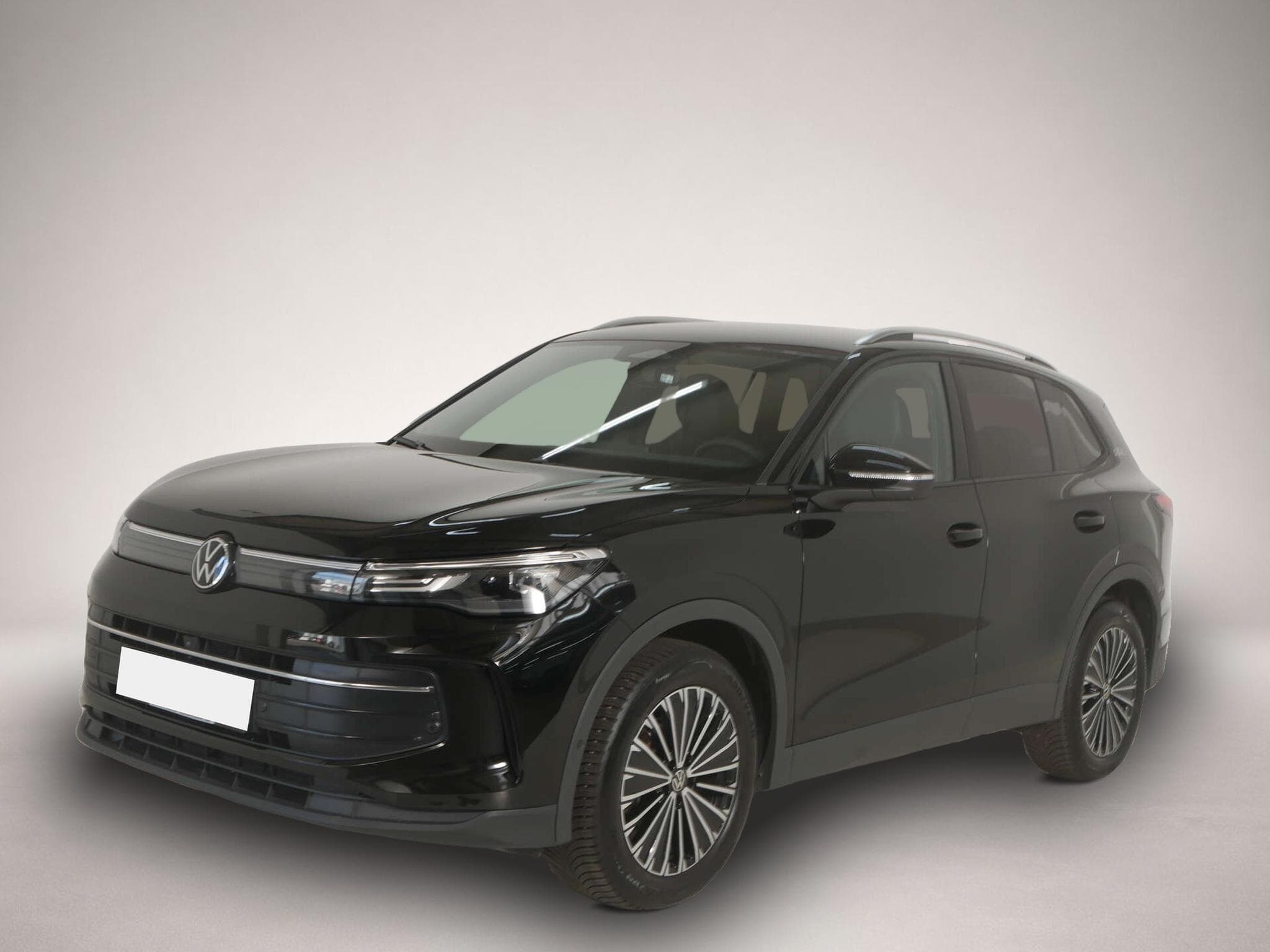 VW Tiguan (2025) - Photo 1