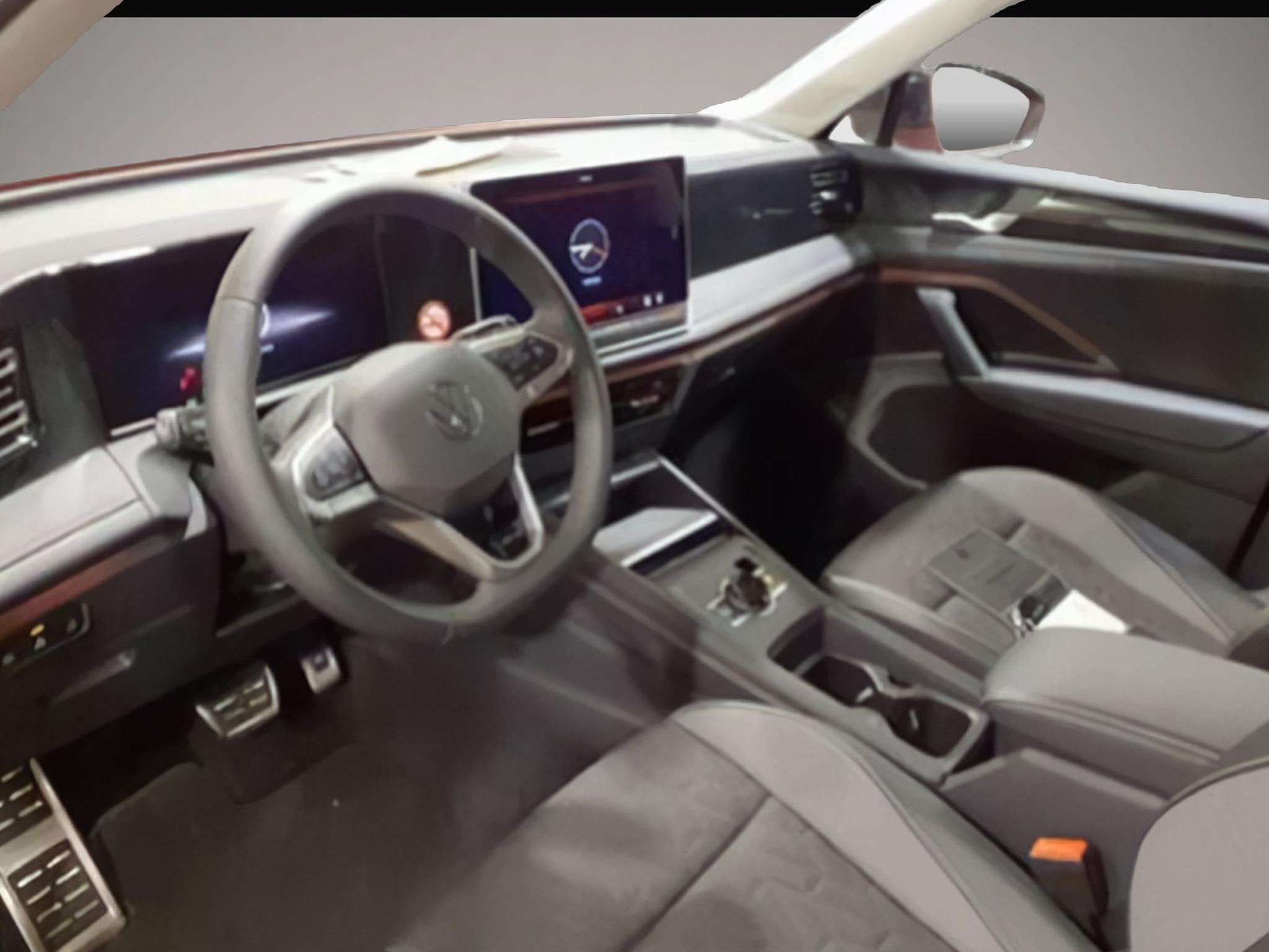 VW Tiguan (2025) - Photo 3