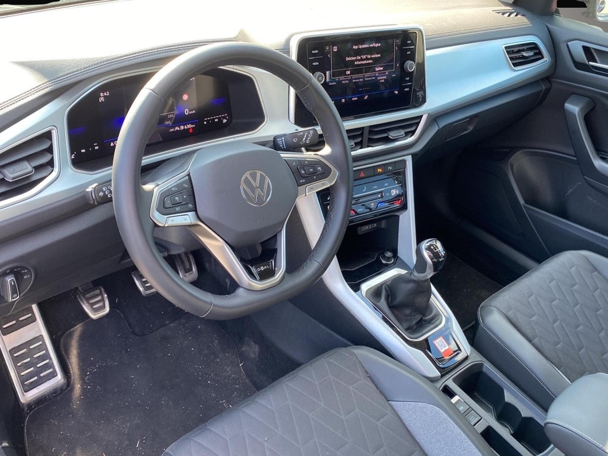 VW T-Roc (2025) - Photo 7