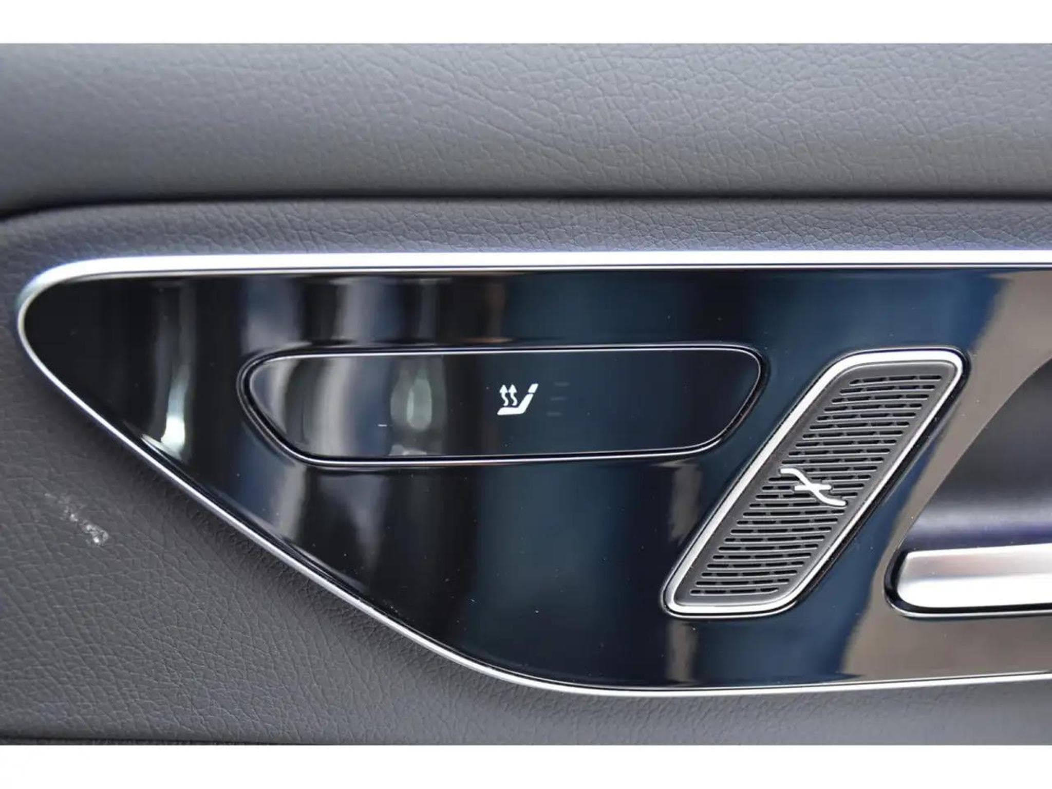 Mercedes C 220 (2025) - Foto 24