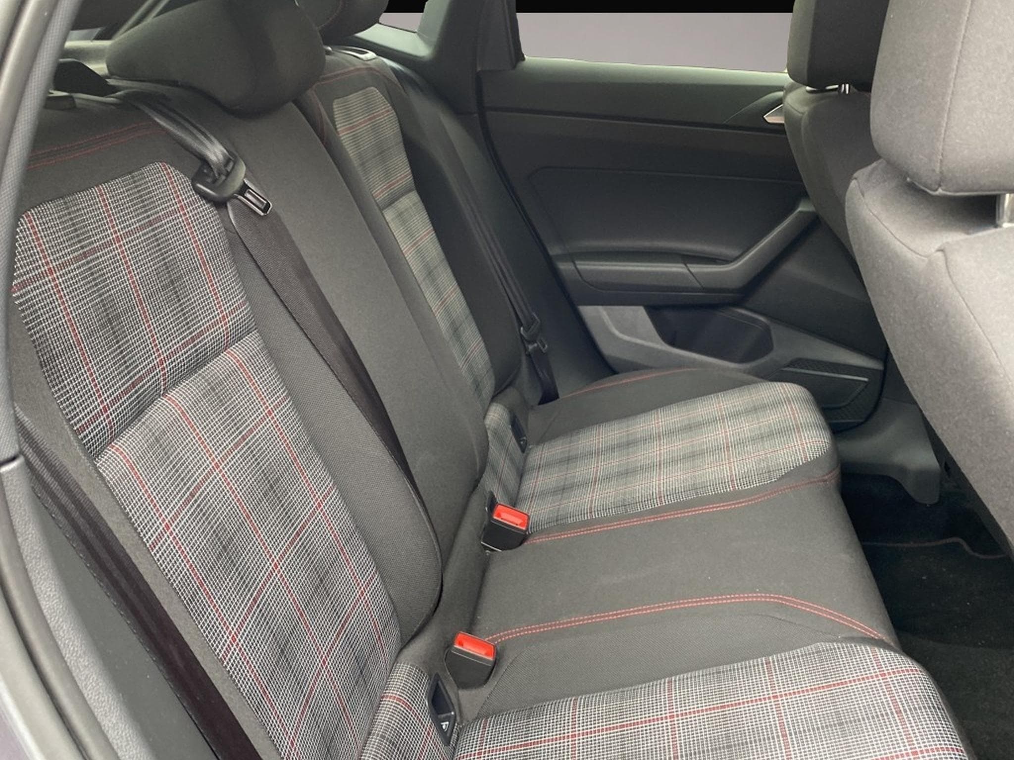 VW Polo (2024) - Photo 4