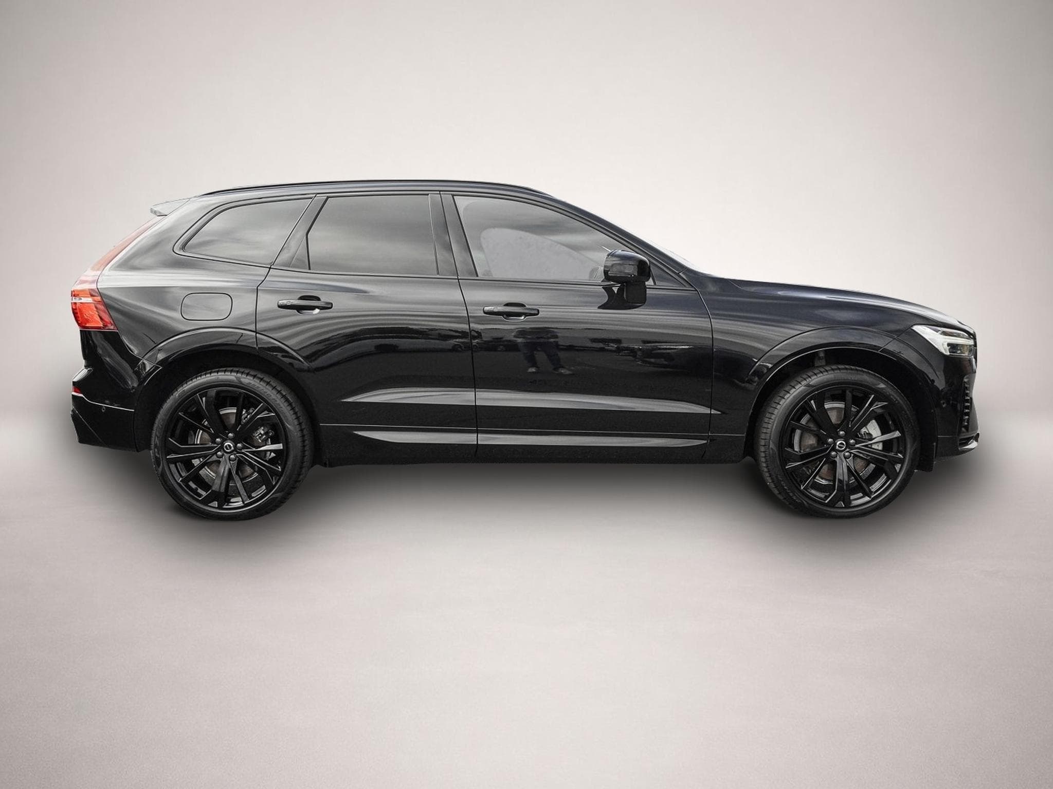 Volvo XC60 (2024) - Photo 4