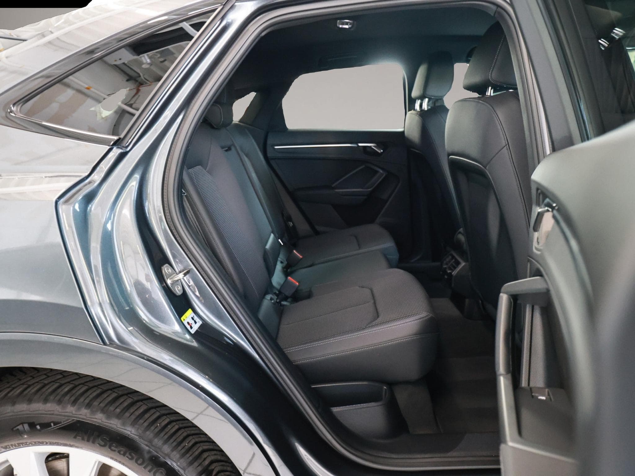 Audi Q3 (2023) - Photo 4