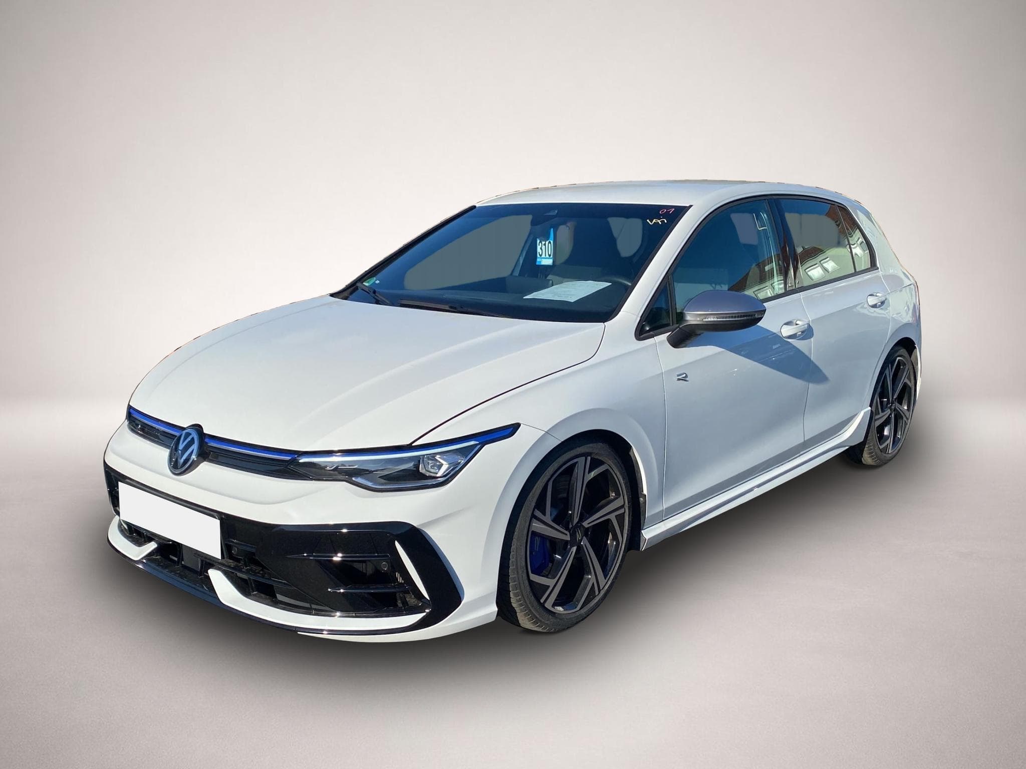 VW Golf (2025) - Photo 1