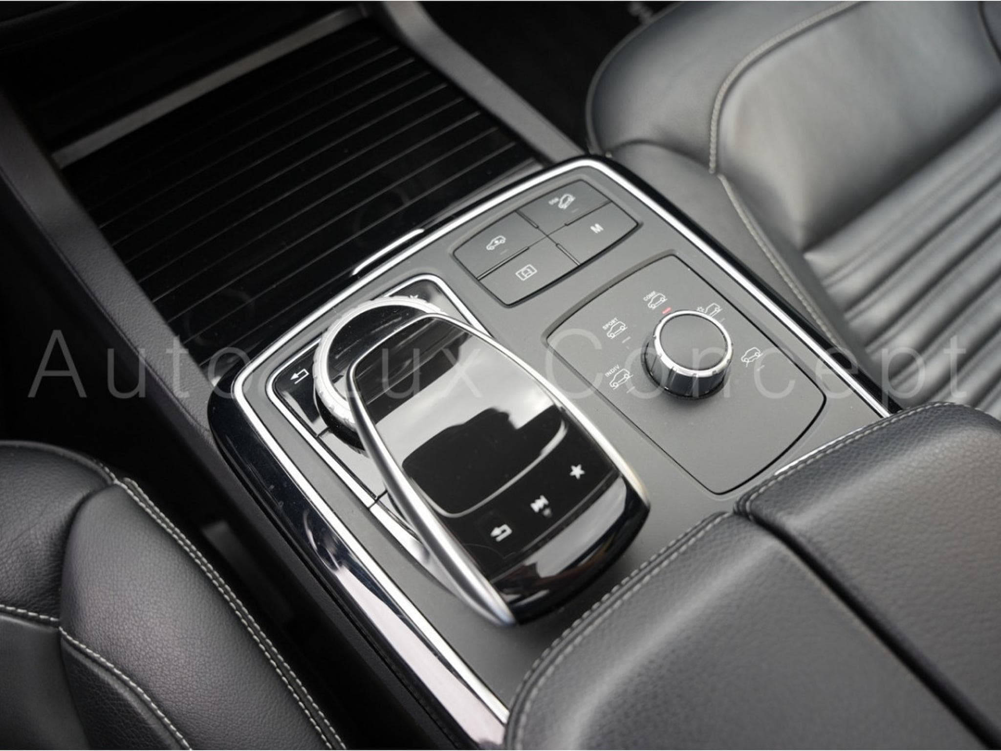 Mercedes GLS 350 d 4MATIC AMG Line (2018) - Photo 19