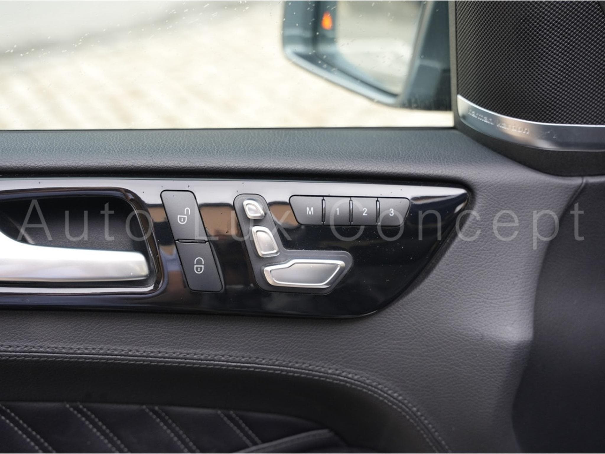Mercedes GLS 350 d 4MATIC AMG Line (2018) - Photo 30