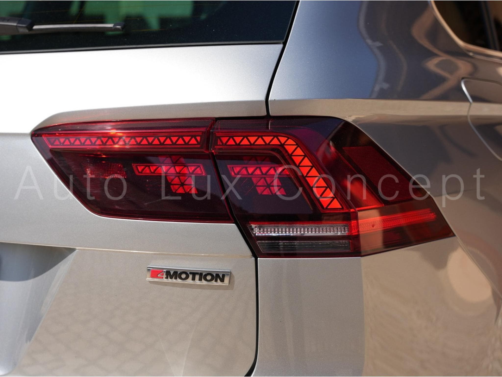 VW Tiguan 2.0 TSI 180 Carat Exclusive 4Motion DSG7 (2018) - Photo 12