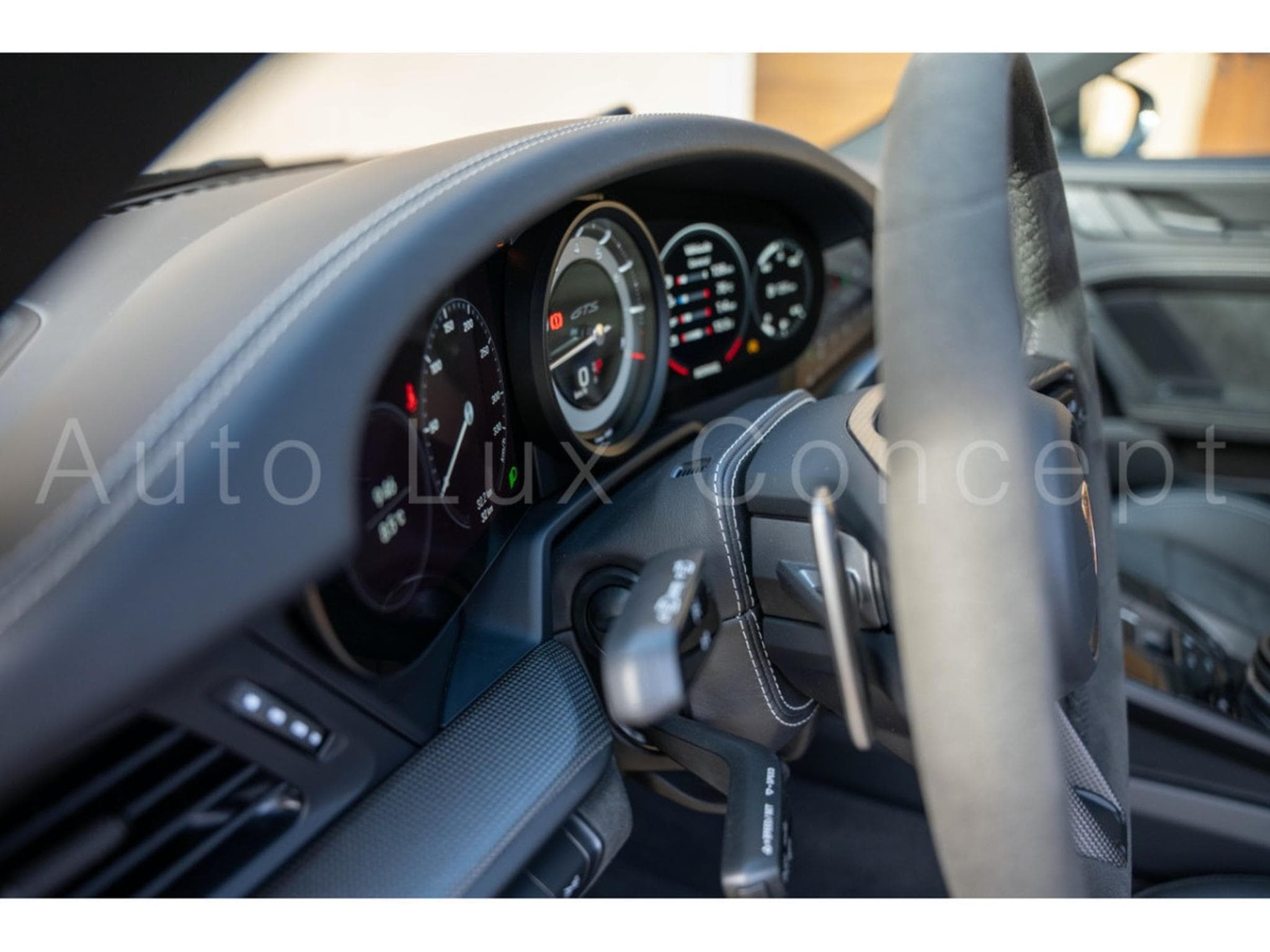 Porsche 911 911 Carrera GTS (2022) - Photo 18