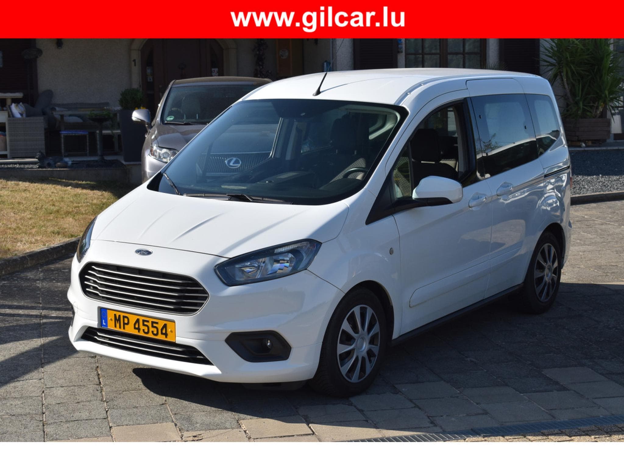 Ford Tourneo Trend 1,5 Duratorq TDCi 5 places Airco (2021) - Photo 1