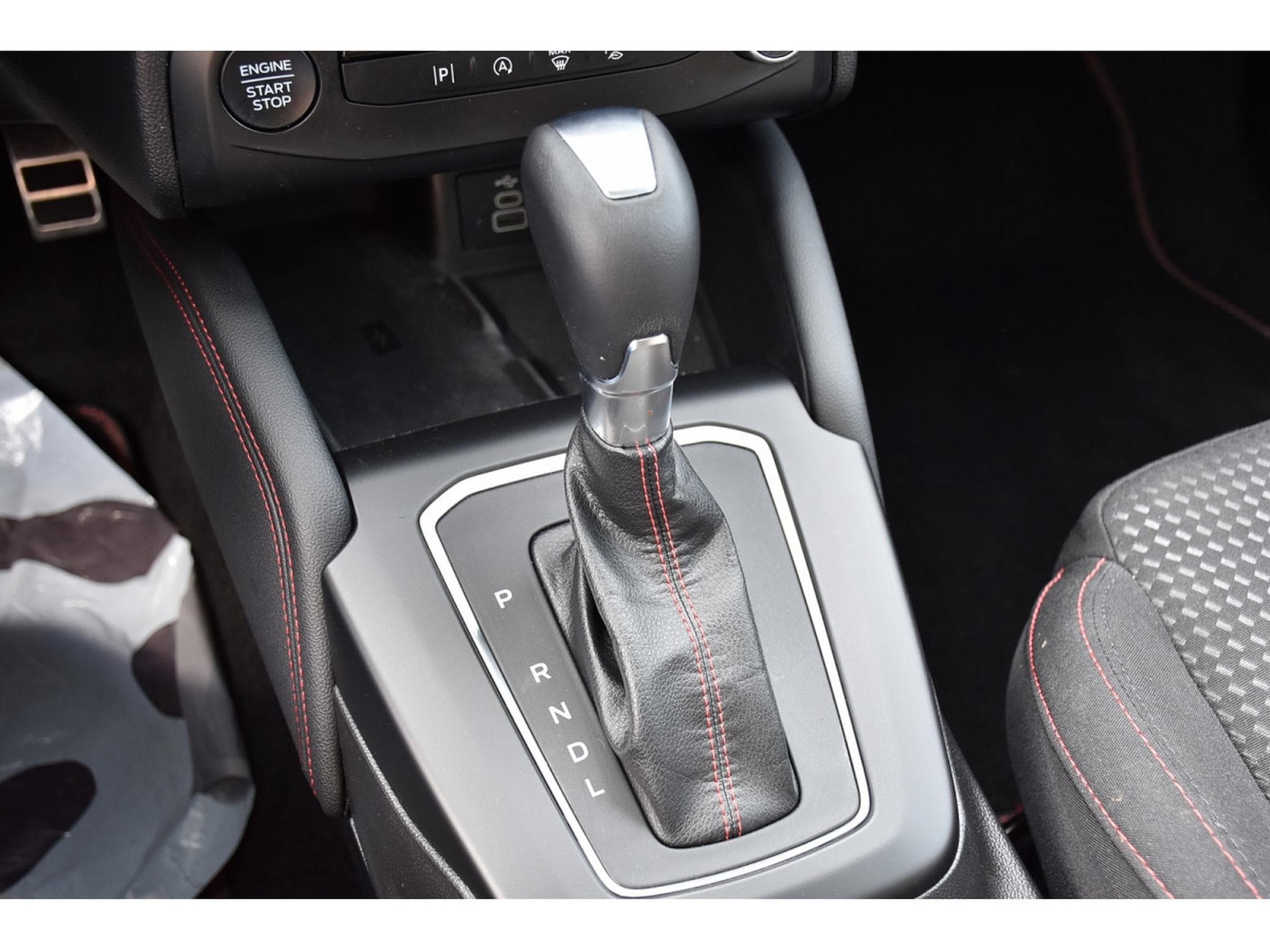Ford Focus 1.0 EcoBoost ST-Line X MHEV Auto. PANO ACC BLIS CAM 1° MAIN (2024) - Foto 21