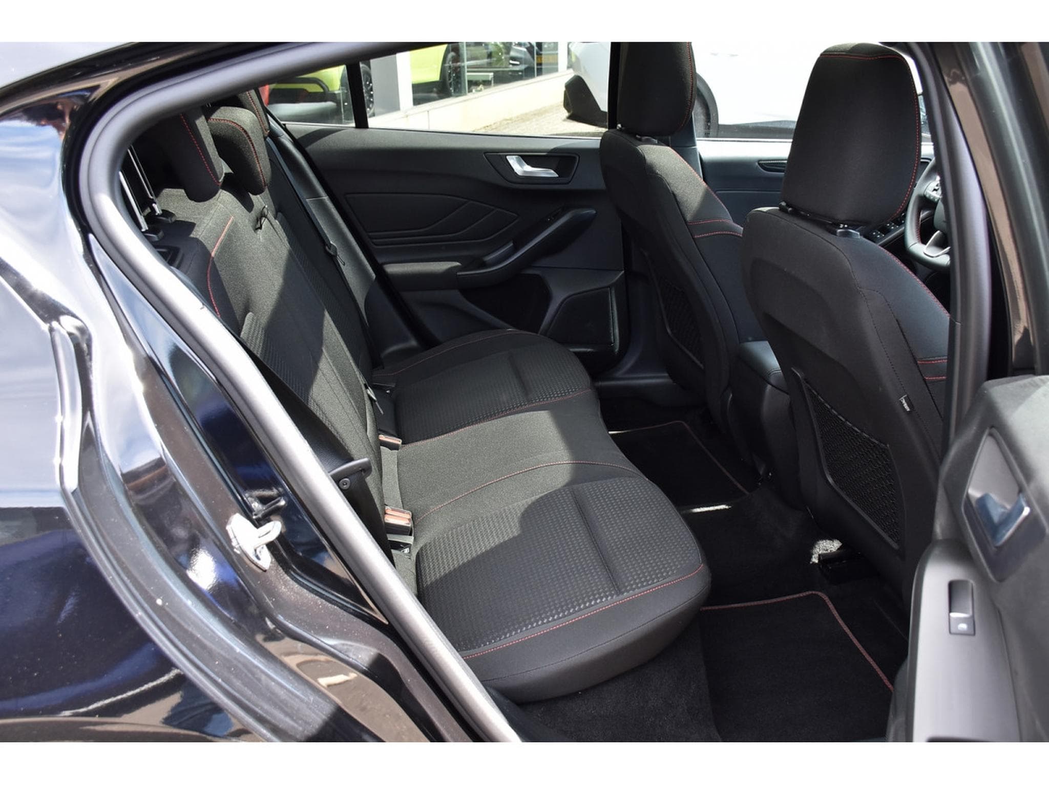 Ford Focus 1.0 EcoBoost ST-Line X MHEV Auto. PANO ACC BLIS CAM 1° MAIN (2024) - Foto 8