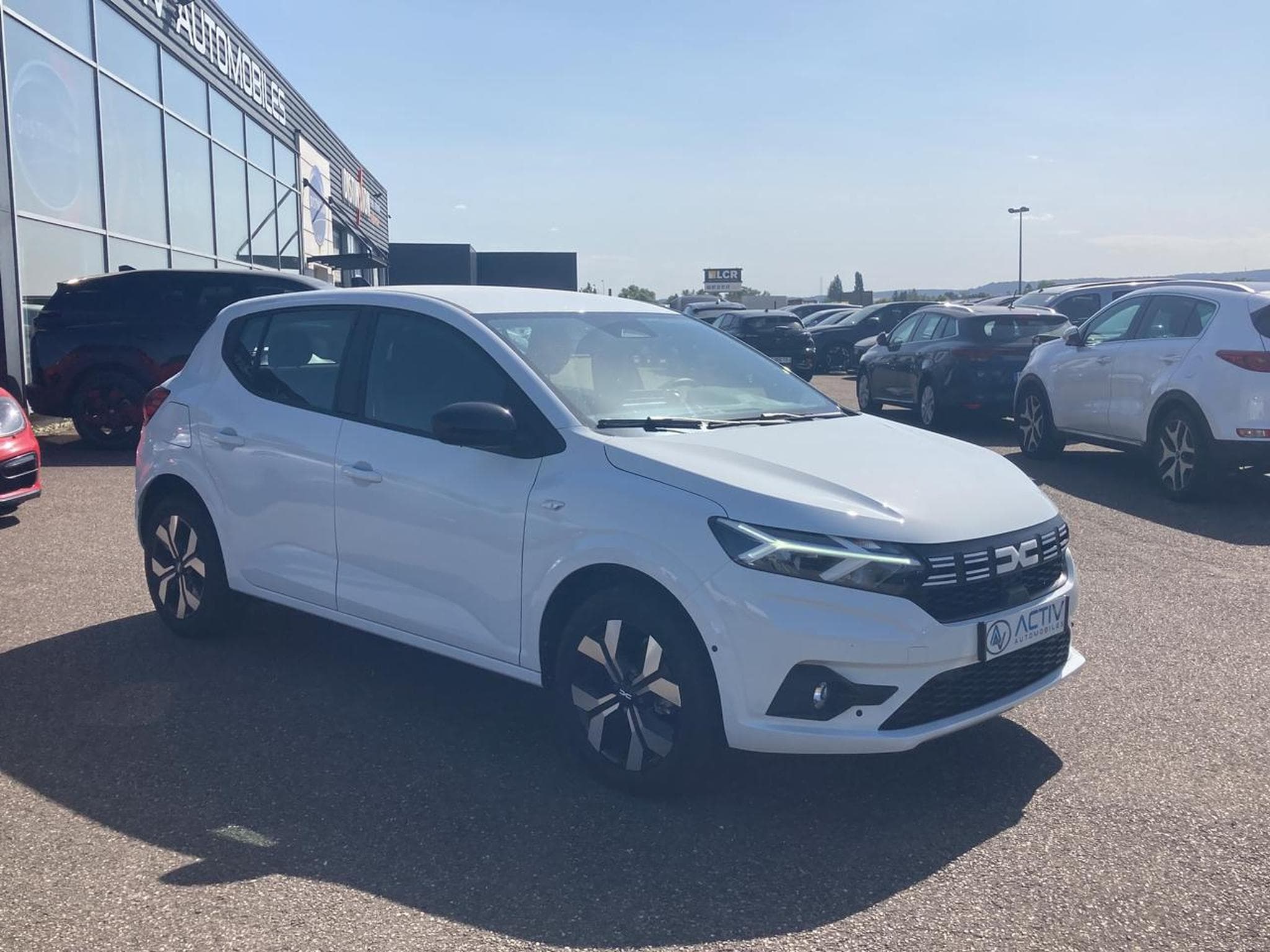 Dacia SANDERO 1.0 TCE 90 JOURNEY (2025) - Photo 3