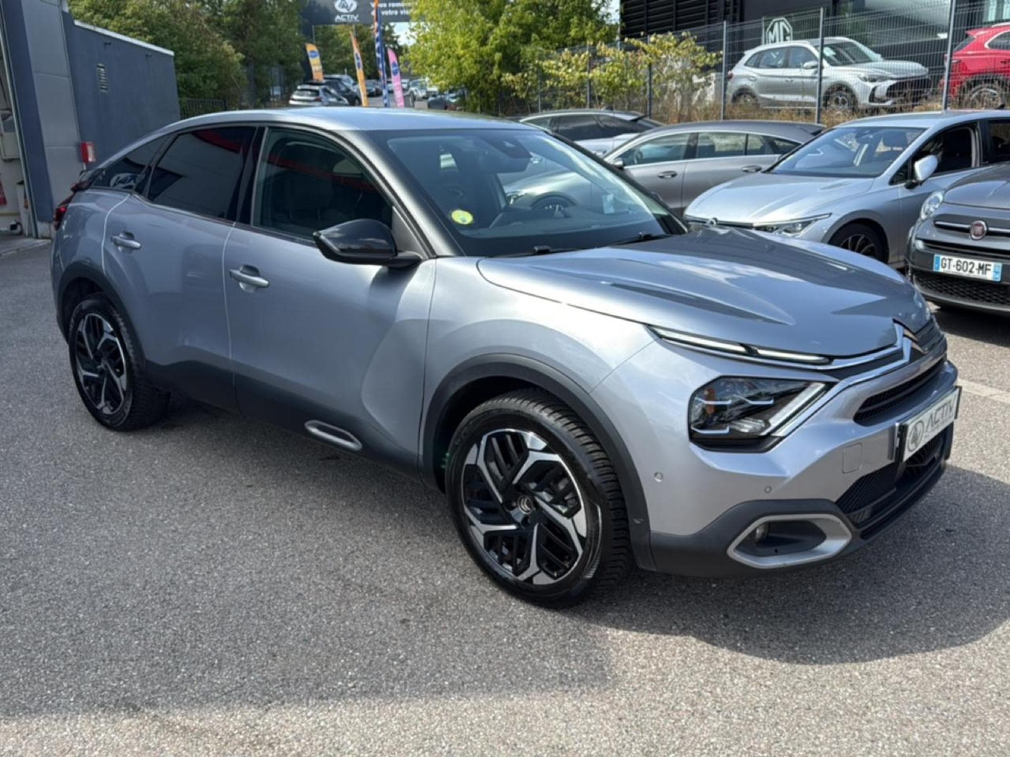 Citroen C4 BLUEHDI 130 SHINE EAT8 (2022) - Photo 3