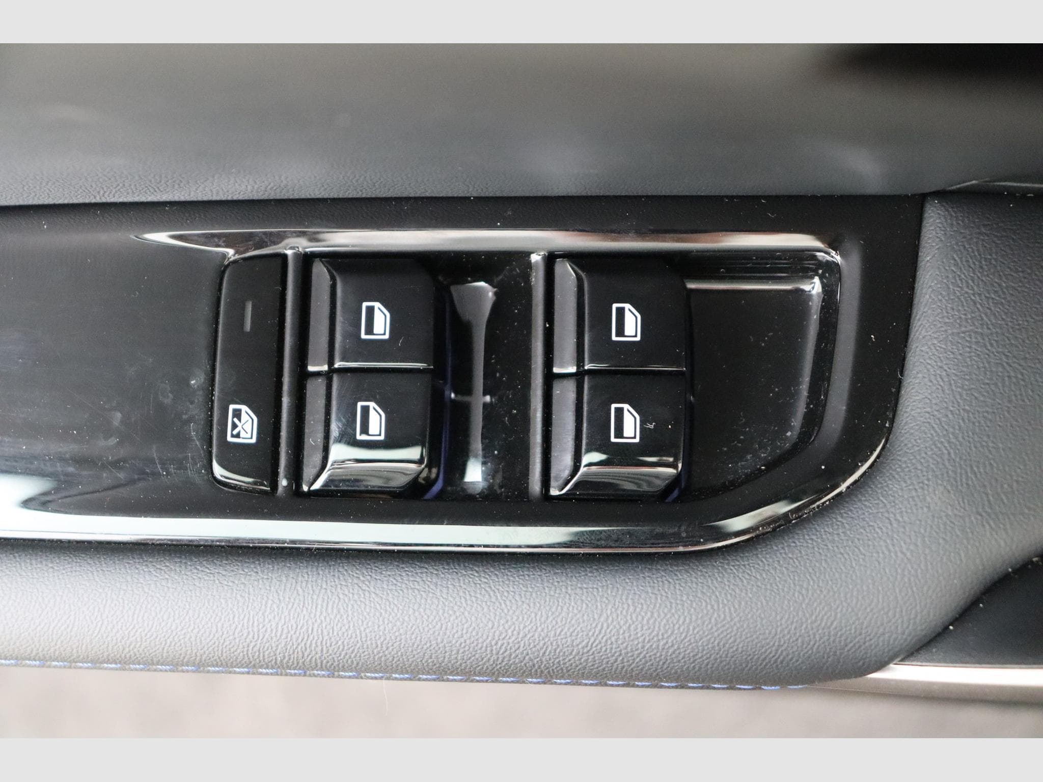 Mg MG4 Luxury (2024) - Photo 17