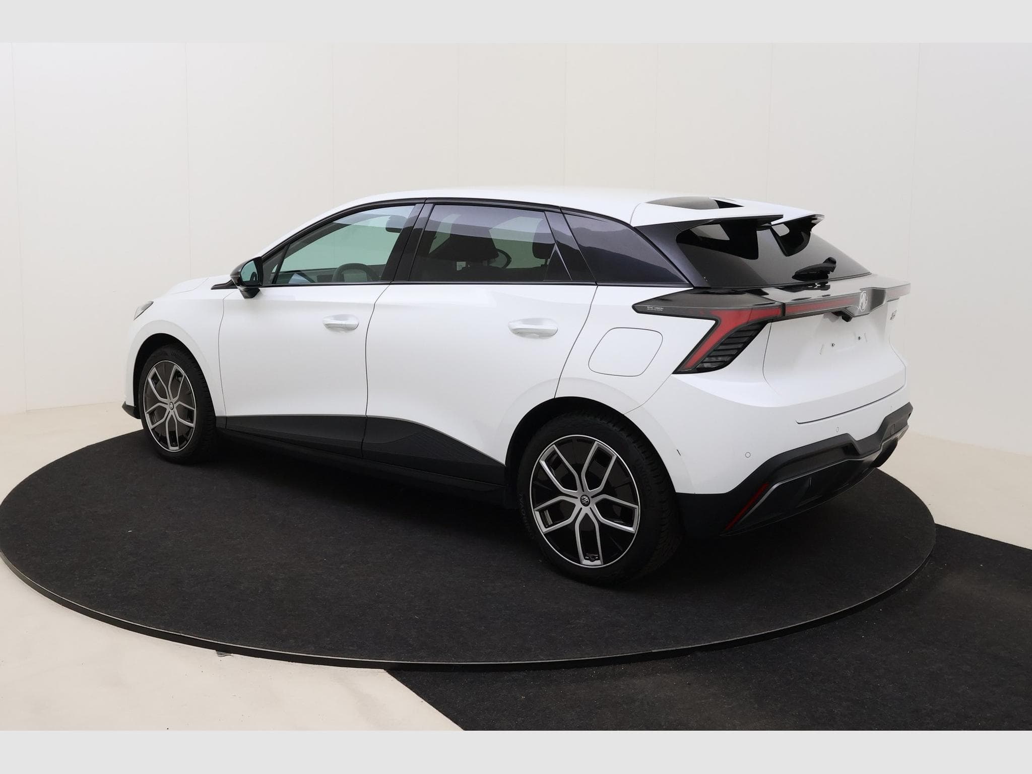 Mg MG4 Luxury (2024) - Photo 8
