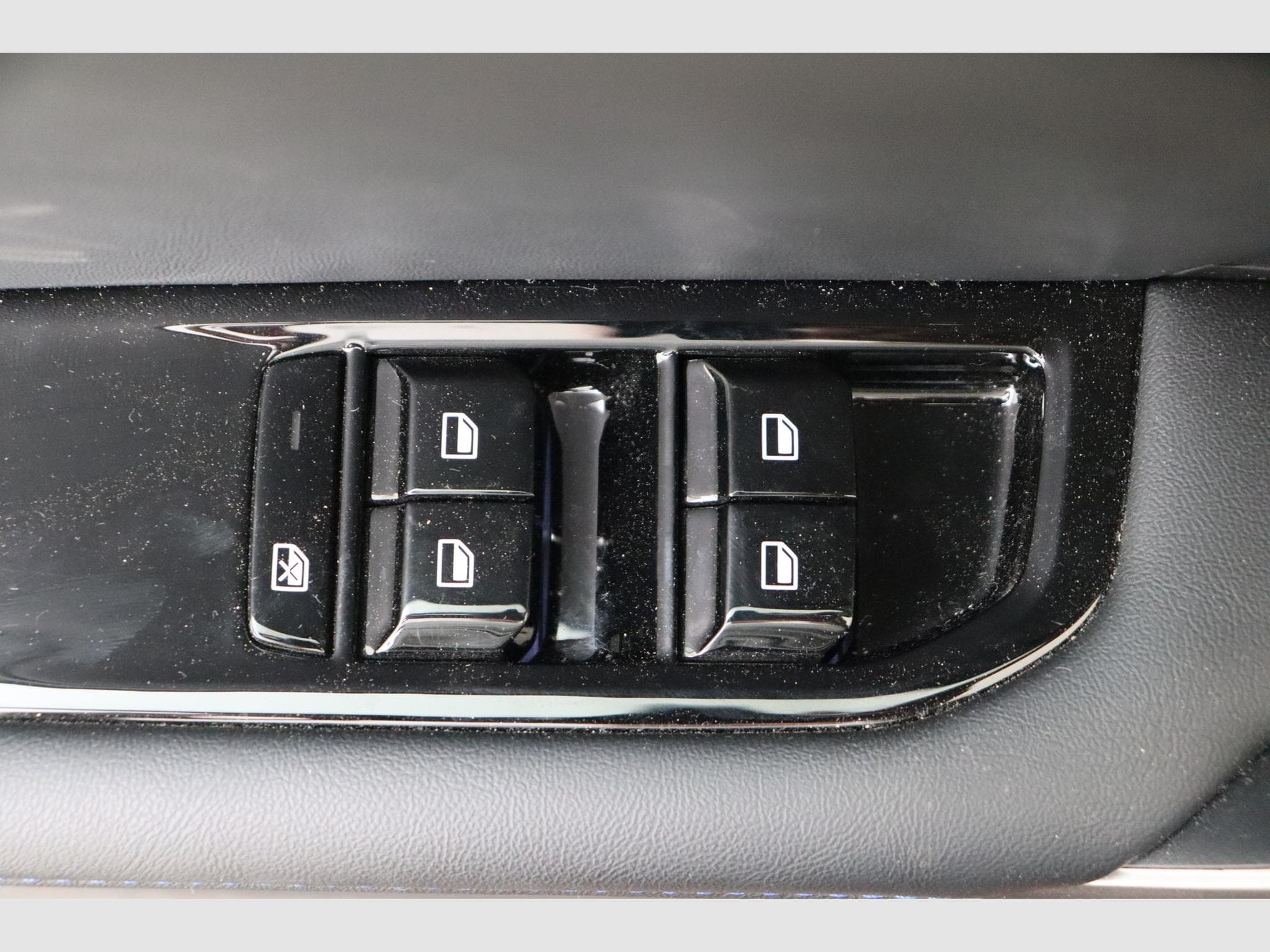 Mg MG4 Luxury (2024) - Photo 17