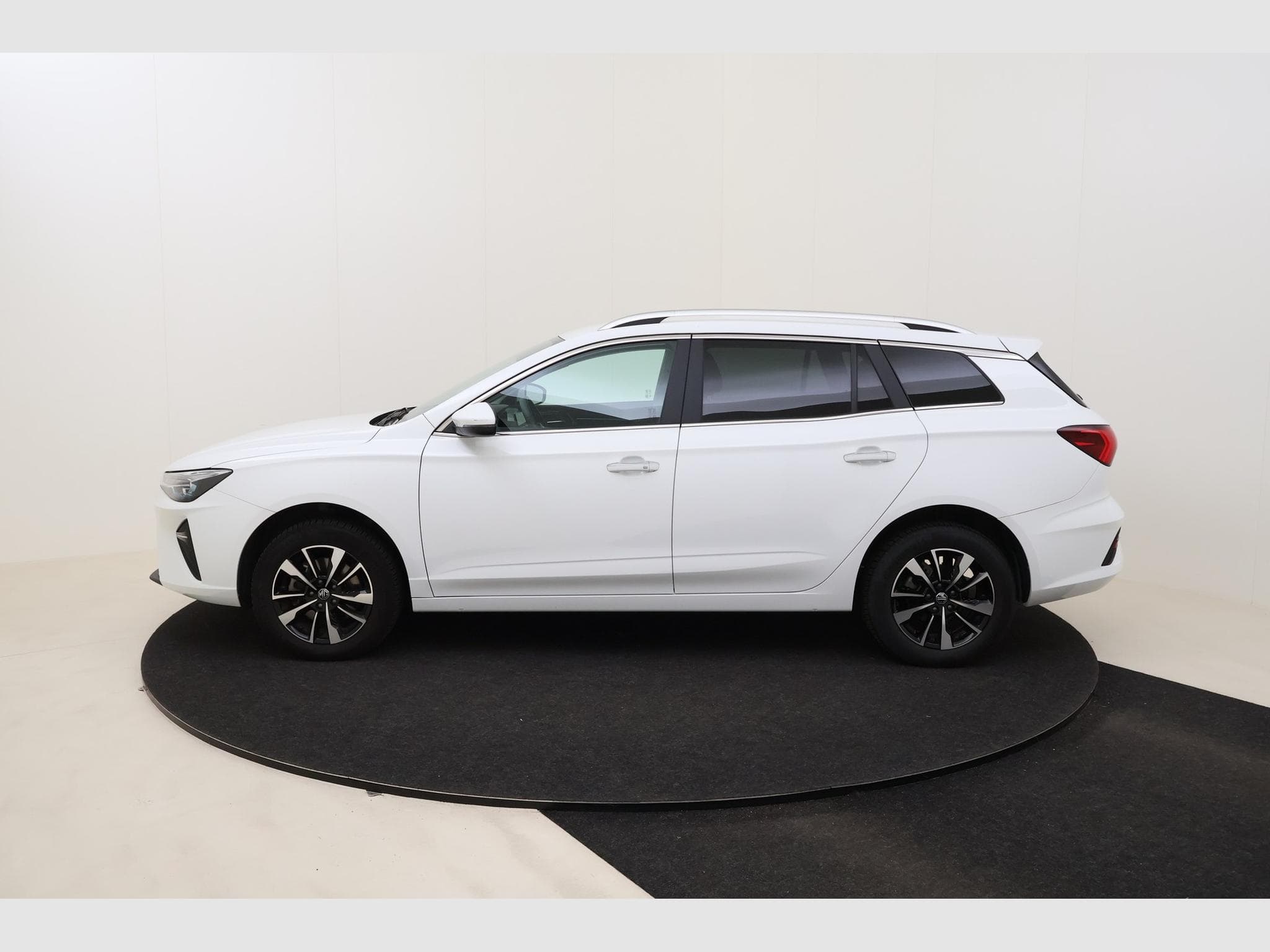 Mg MG5 Comfort (2024) - Photo 9
