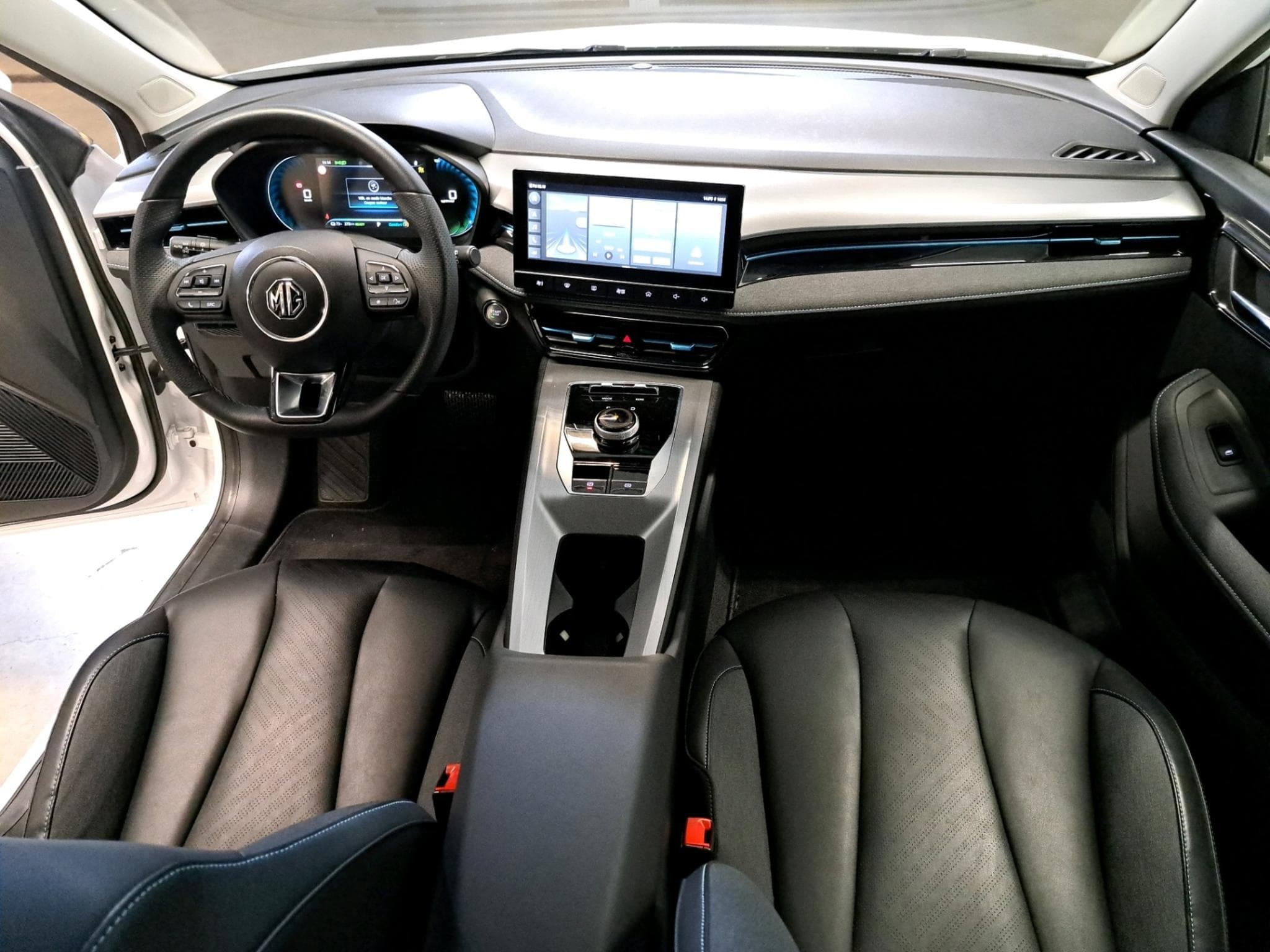 Mg MG5 Luxury (2024) - Photo 10