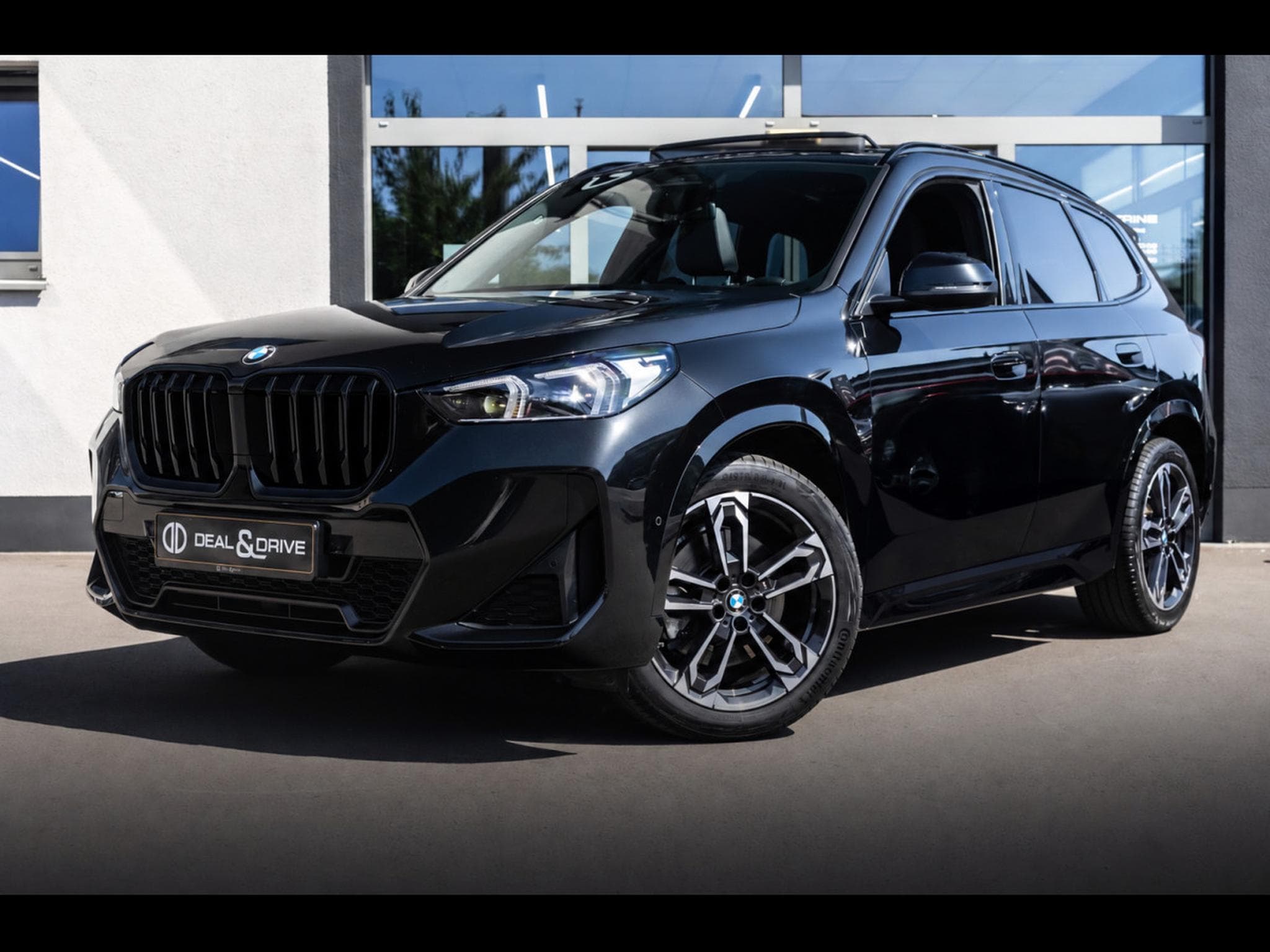 BMW X1 XDRIVE23D M SPORT - BLACK SAPPHIRE METALLIC (2025) - Photo 1