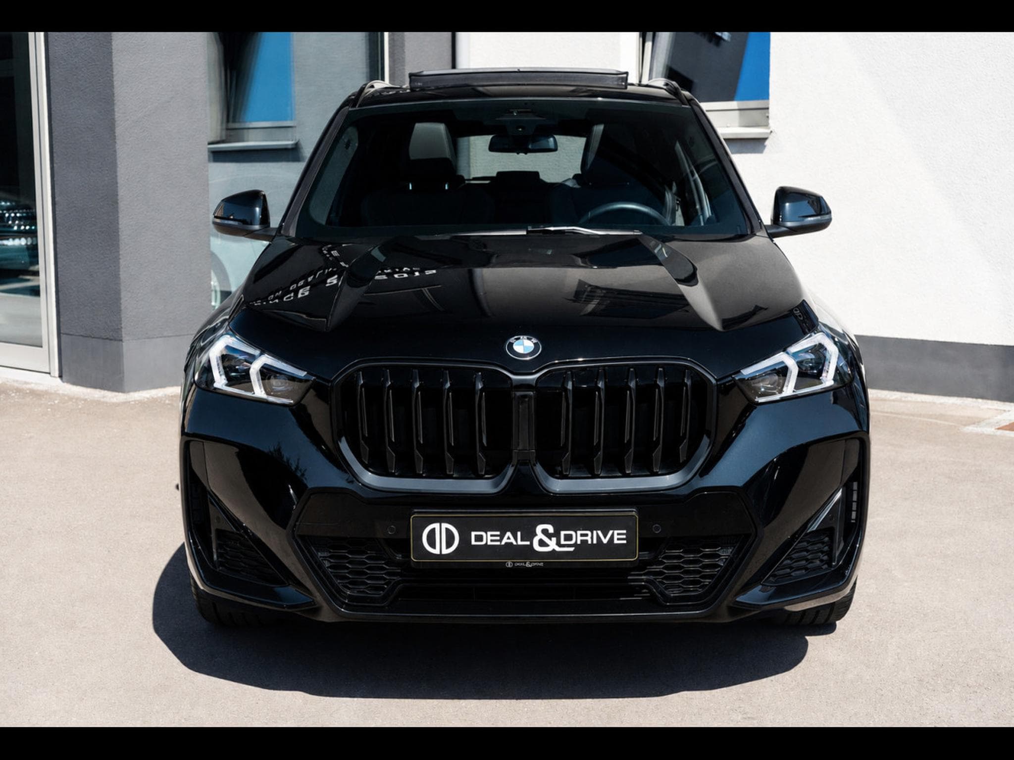 BMW X1 XDRIVE23D M SPORT - BLACK SAPPHIRE METALLIC (2025) - Photo 5