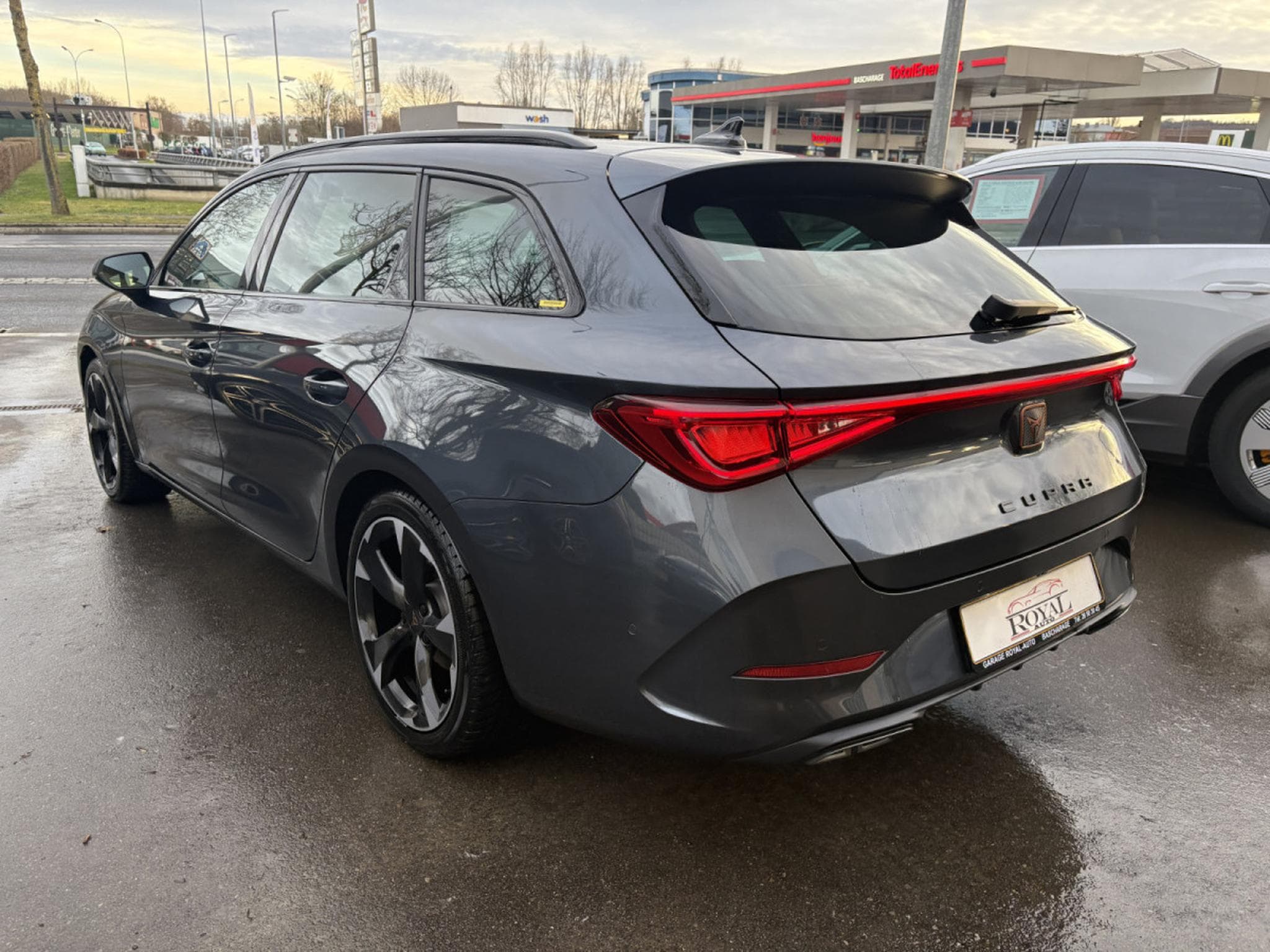 Cupra Leon 1.5 TSI 150 SPORSTOURER * GARANTIE 36 MOIS * (2024) - Photo 2
