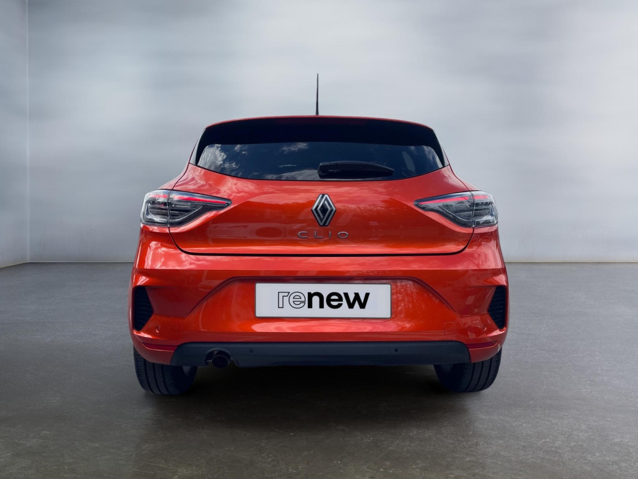 Renault Clio 1.0 TCe Evolution (2025) - Photo 4