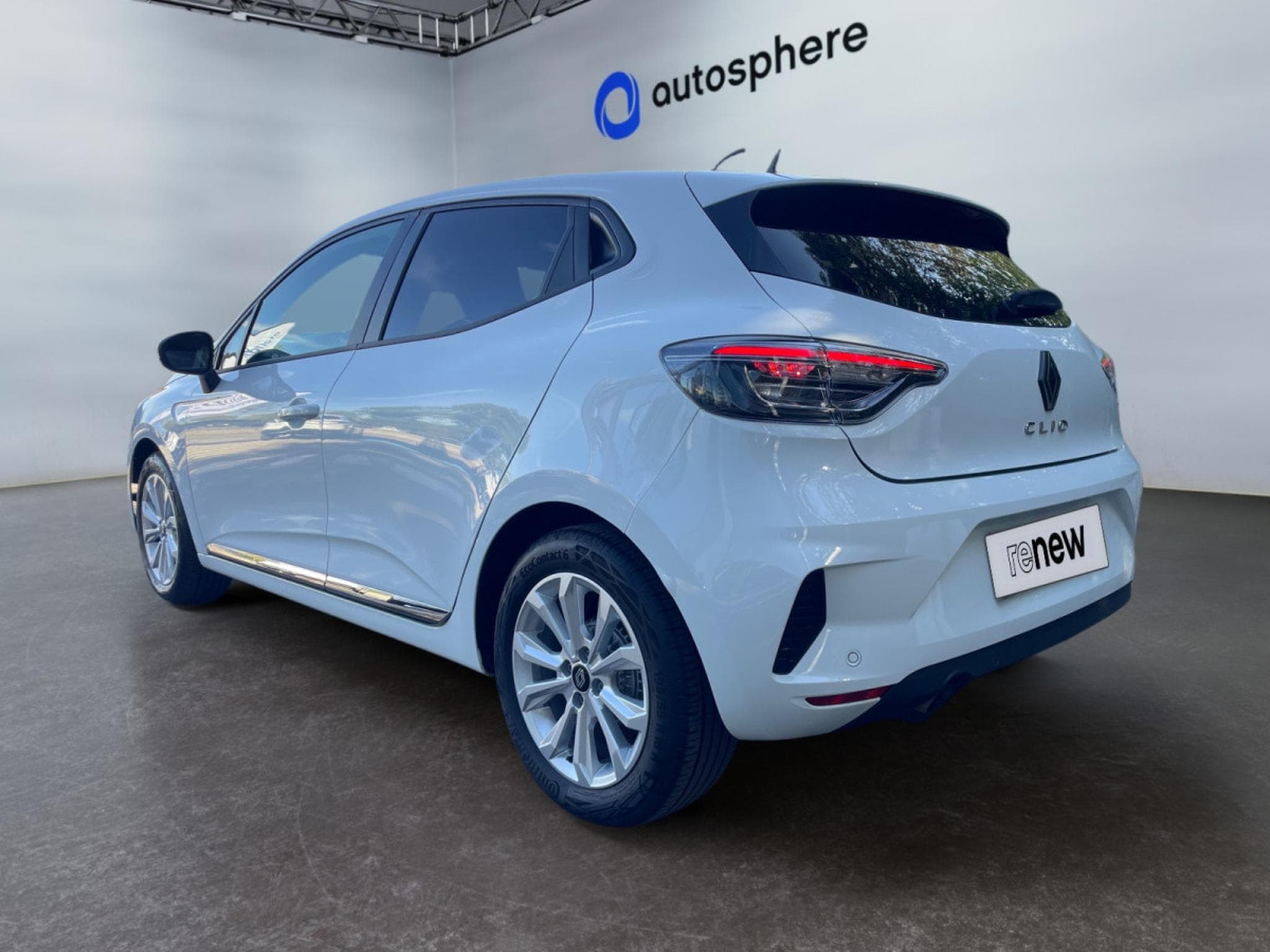 Renault Clio 1.0 TCe Evolution (2025) - Photo 3