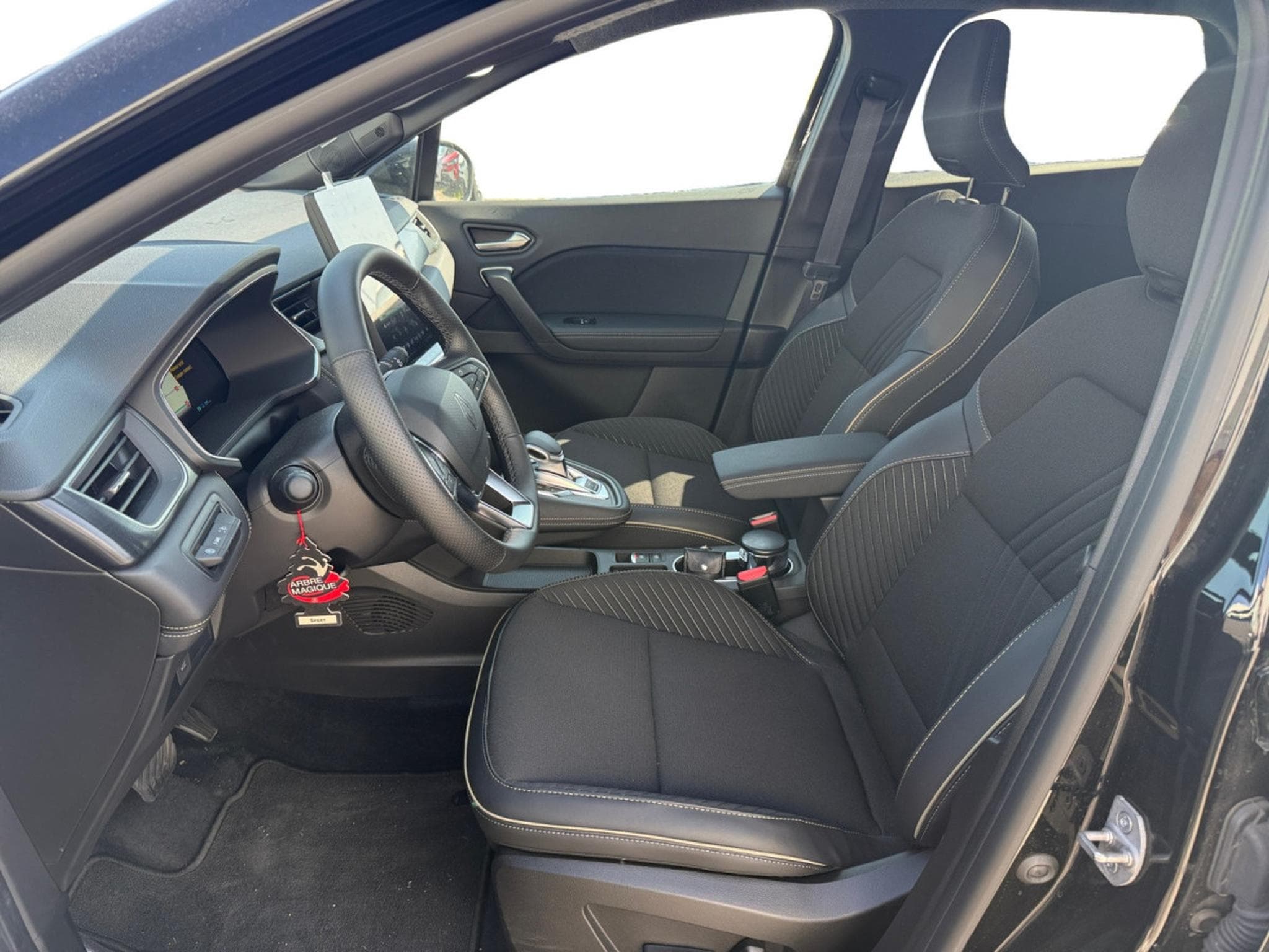 Renault Symbioz Iconic E-Tech full hybrid 145 hp (2025) - Photo 6