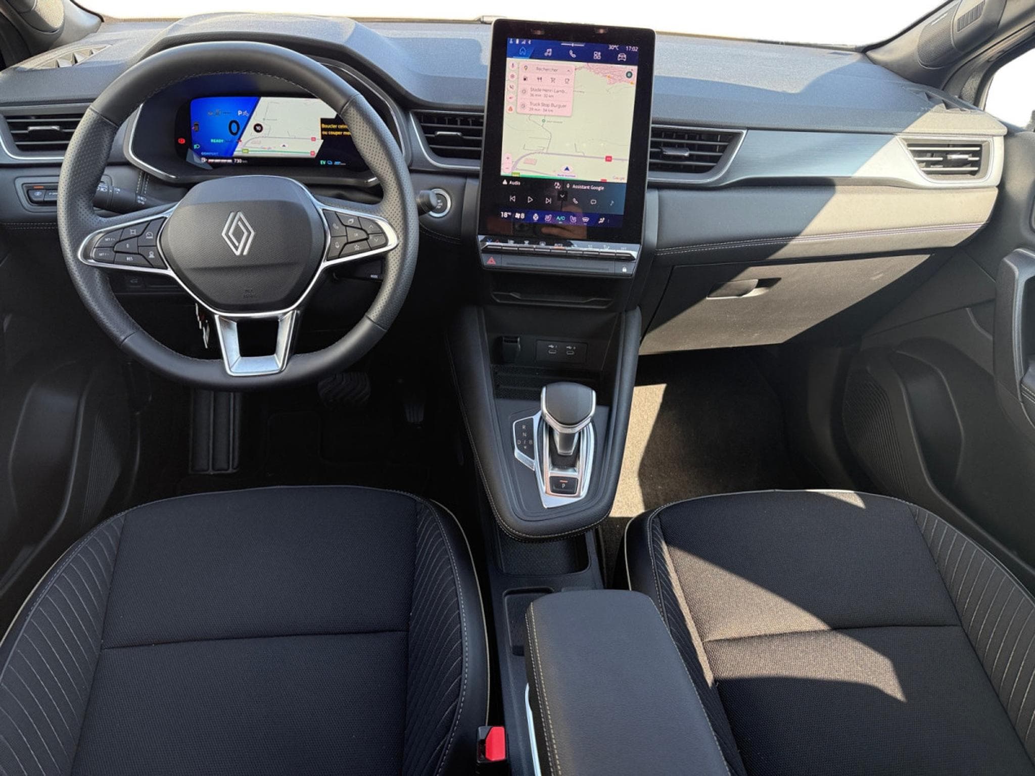 Renault Symbioz Iconic E-Tech full hybrid 145 hp (2025) - Photo 7