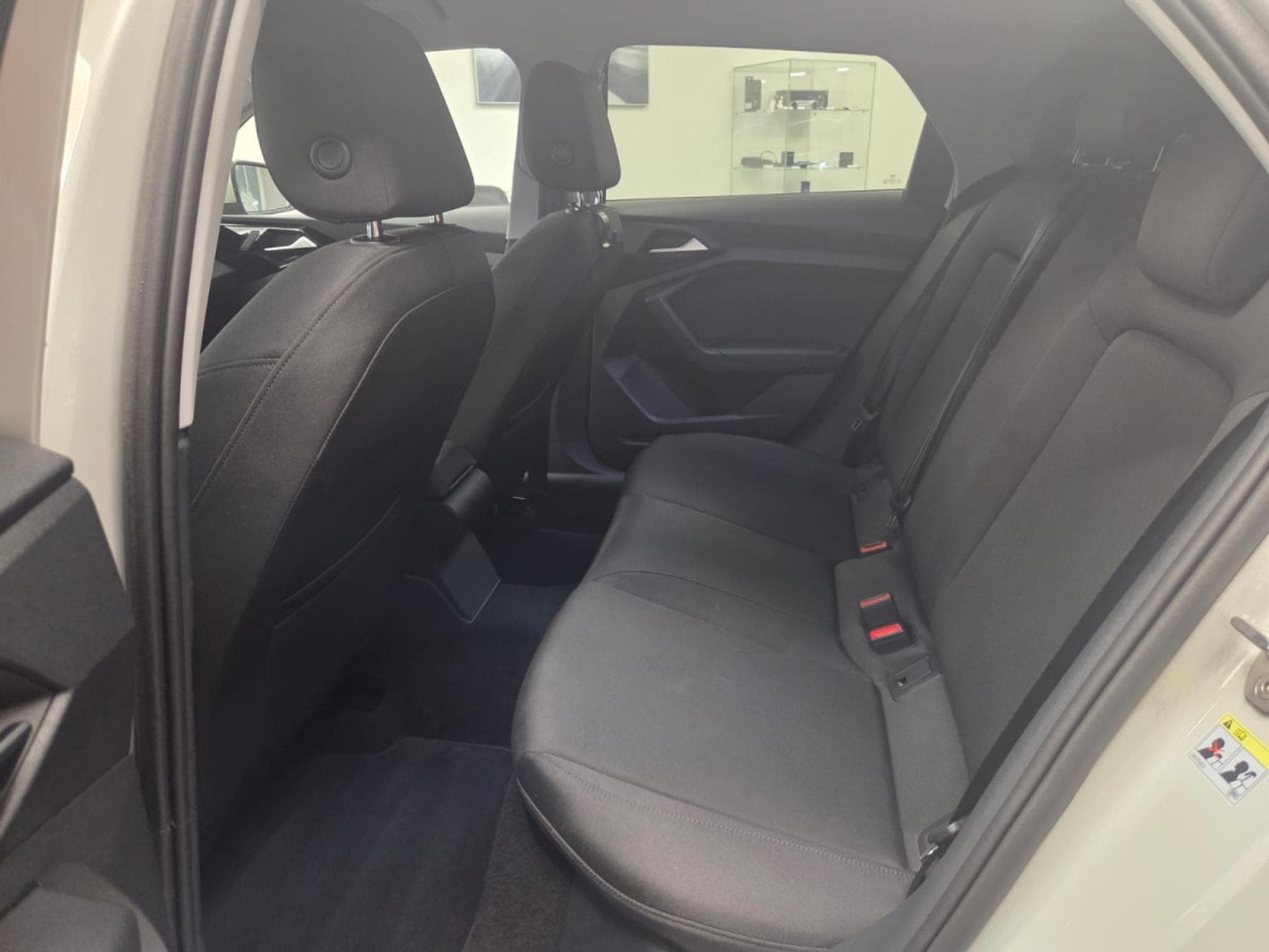 Audi A1 Sportback S line 30 TFSI 116 CH / 85 kW S tronic (2025) - Photo 6