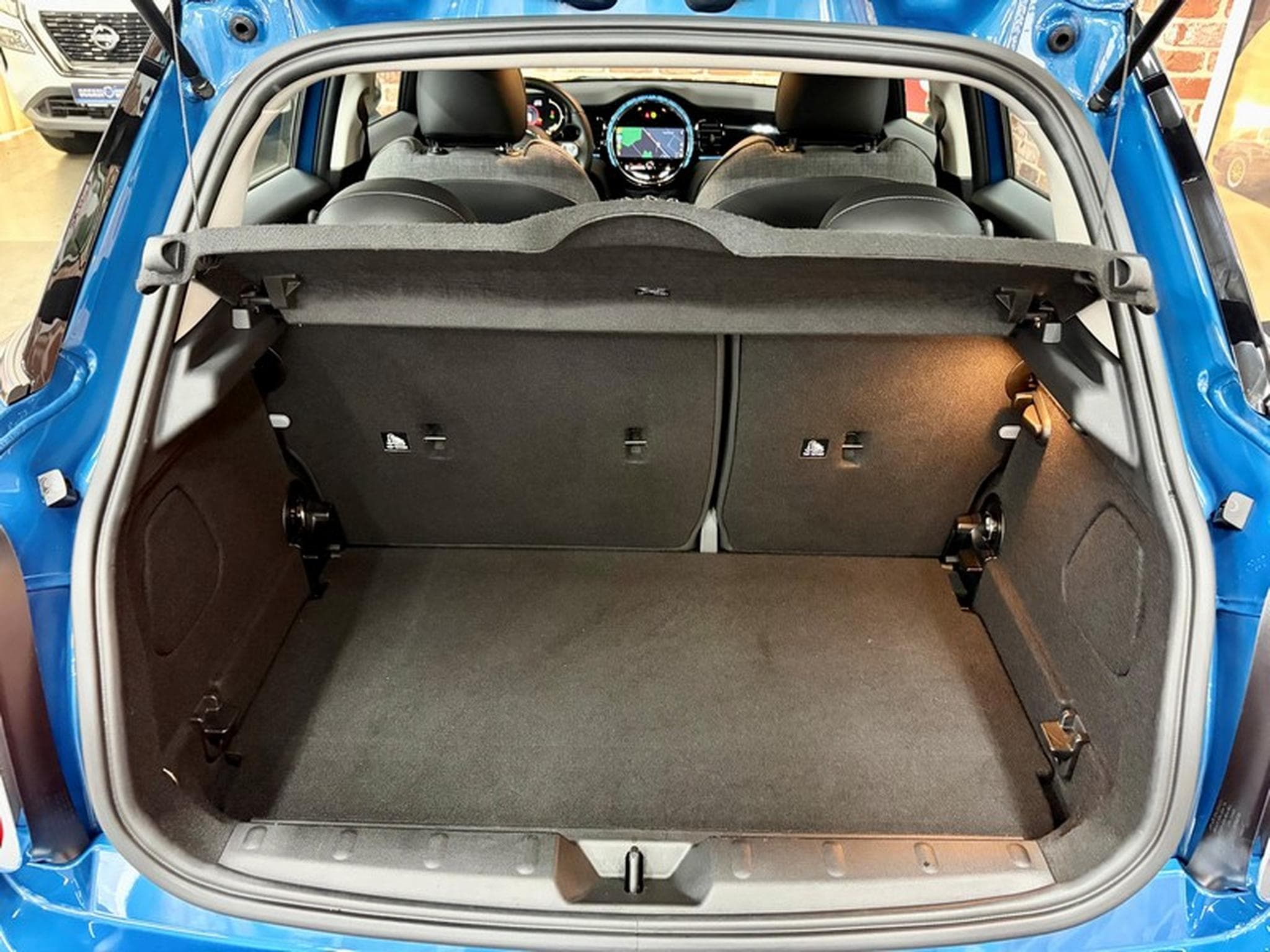 Mini Cooper Cooper 1.5 136cv Auto CLASSIC TRIM (2023) - Photo 7
