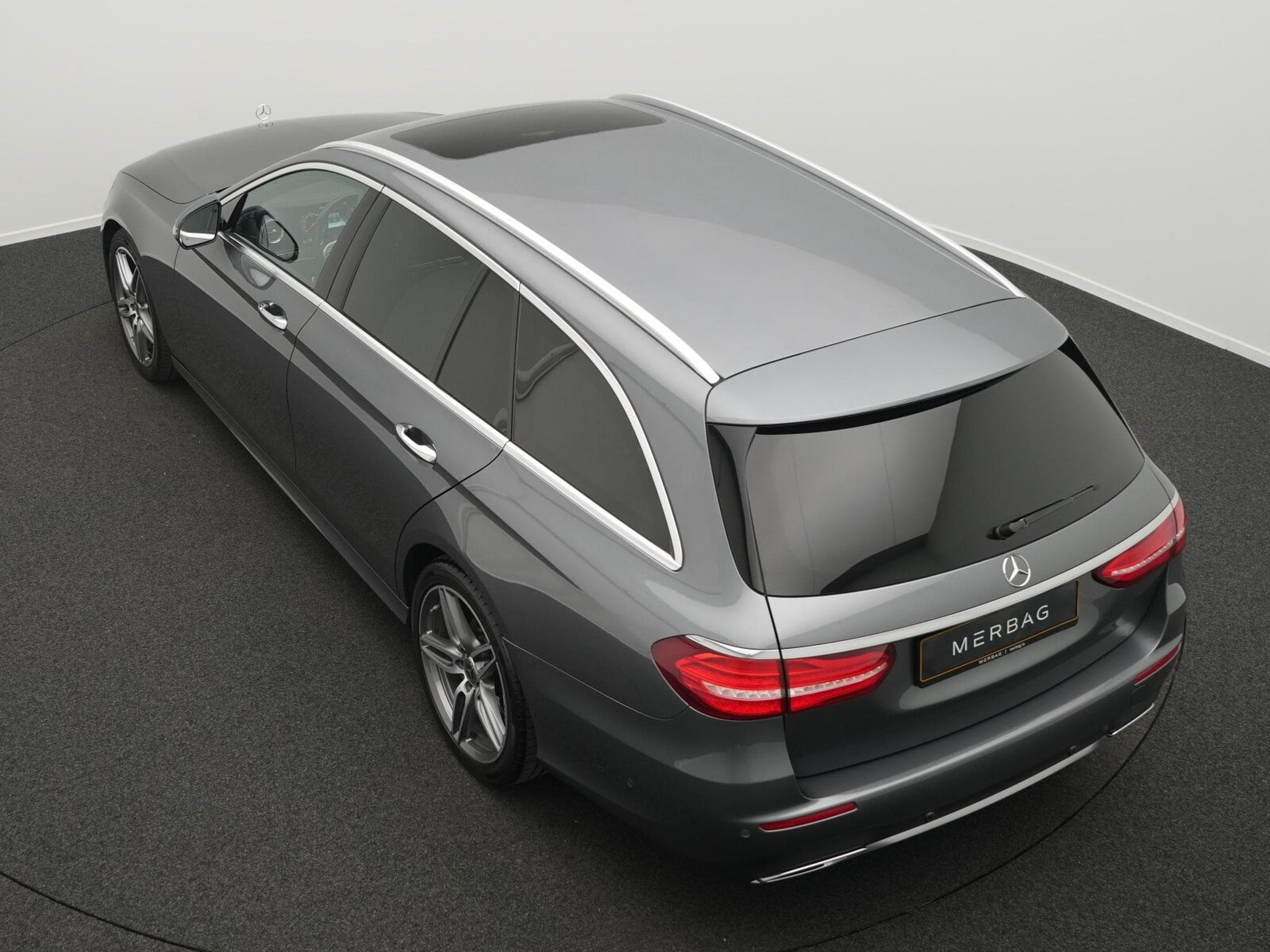 Mercedes E 300 d T-Modell (2018) - Photo 13