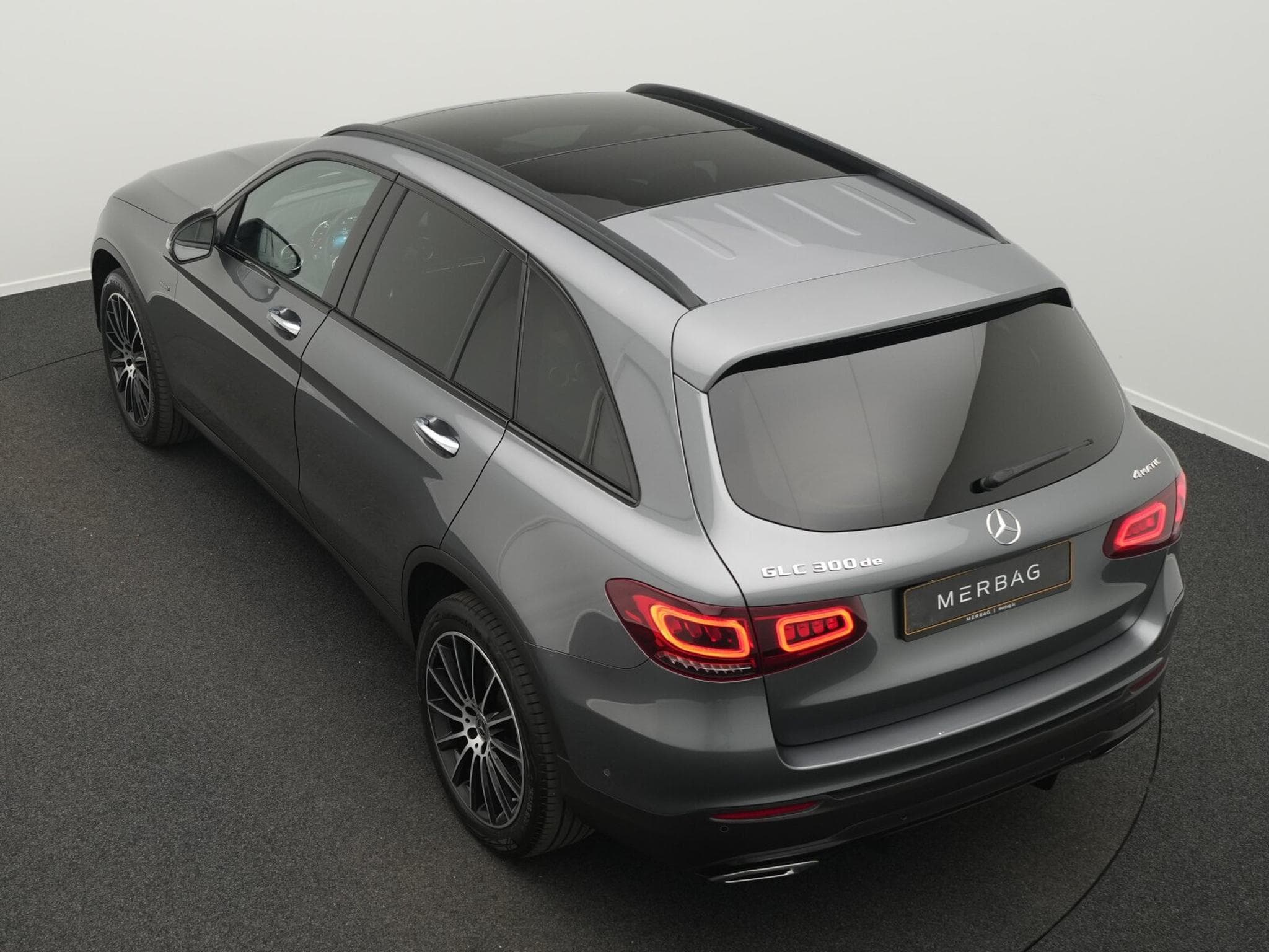 Mercedes GLC 300 de 4M AMG-Line Multi+Pano+AHK+Night+360° (1970) - Photo 13