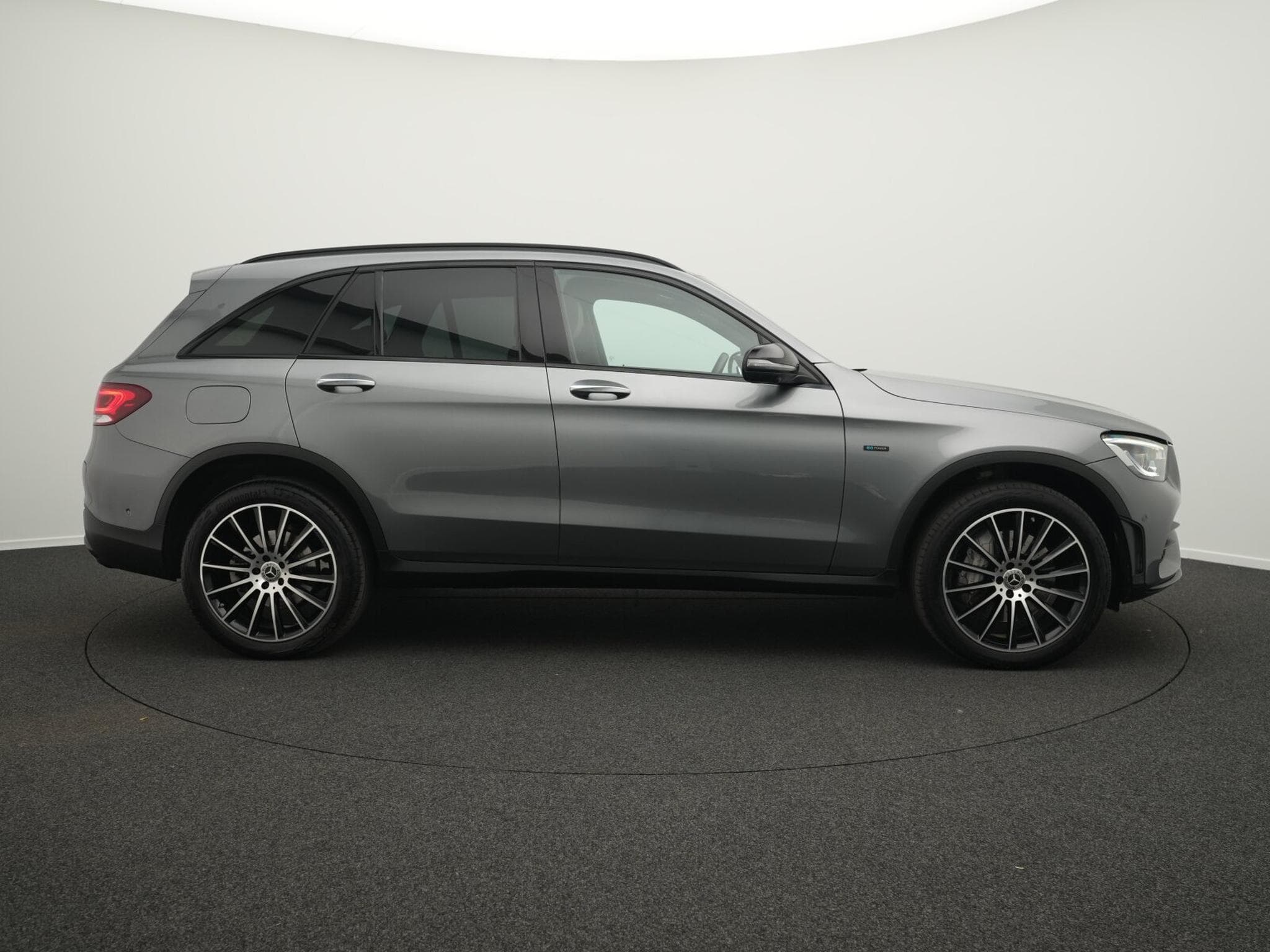 Mercedes GLC 300 de 4M AMG-Line Multi+Pano+AHK+Night+360° (1970) - Photo 5