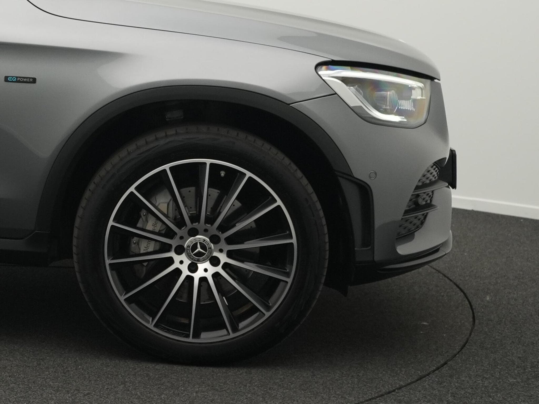Mercedes GLC 300 de 4M AMG-Line Multi+Pano+AHK+Night+360° (1970) - Photo 8