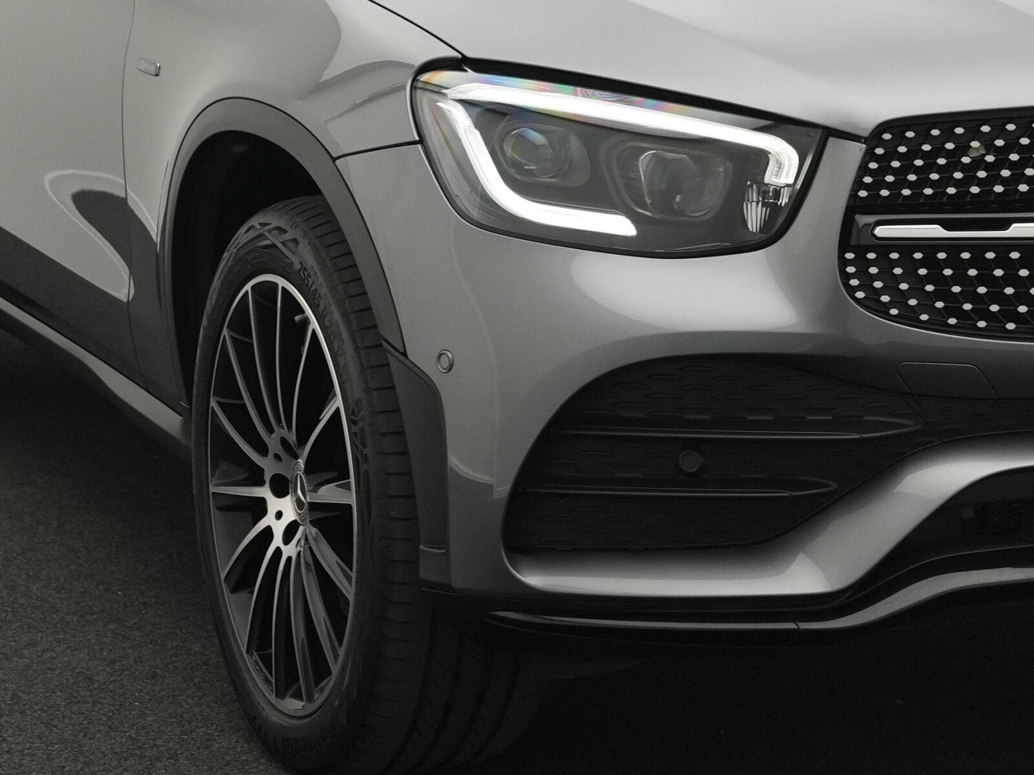 Mercedes GLC 300 de 4M AMG-Line Multi+Pano+AHK+Night+360° (1970) - Photo 9