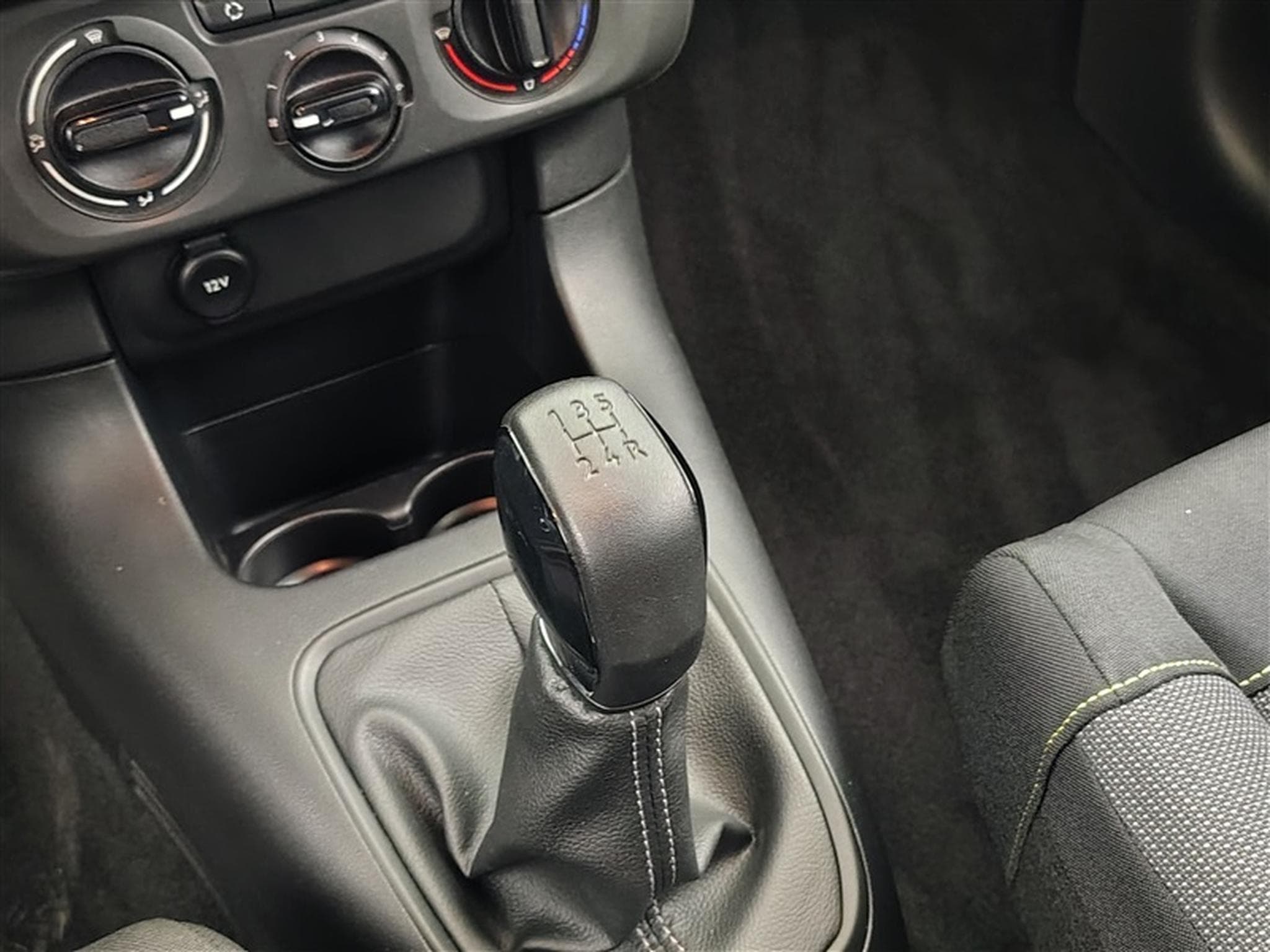 Citroen C3 1.2 PureTech 82cv Live (2021) - Photo 11