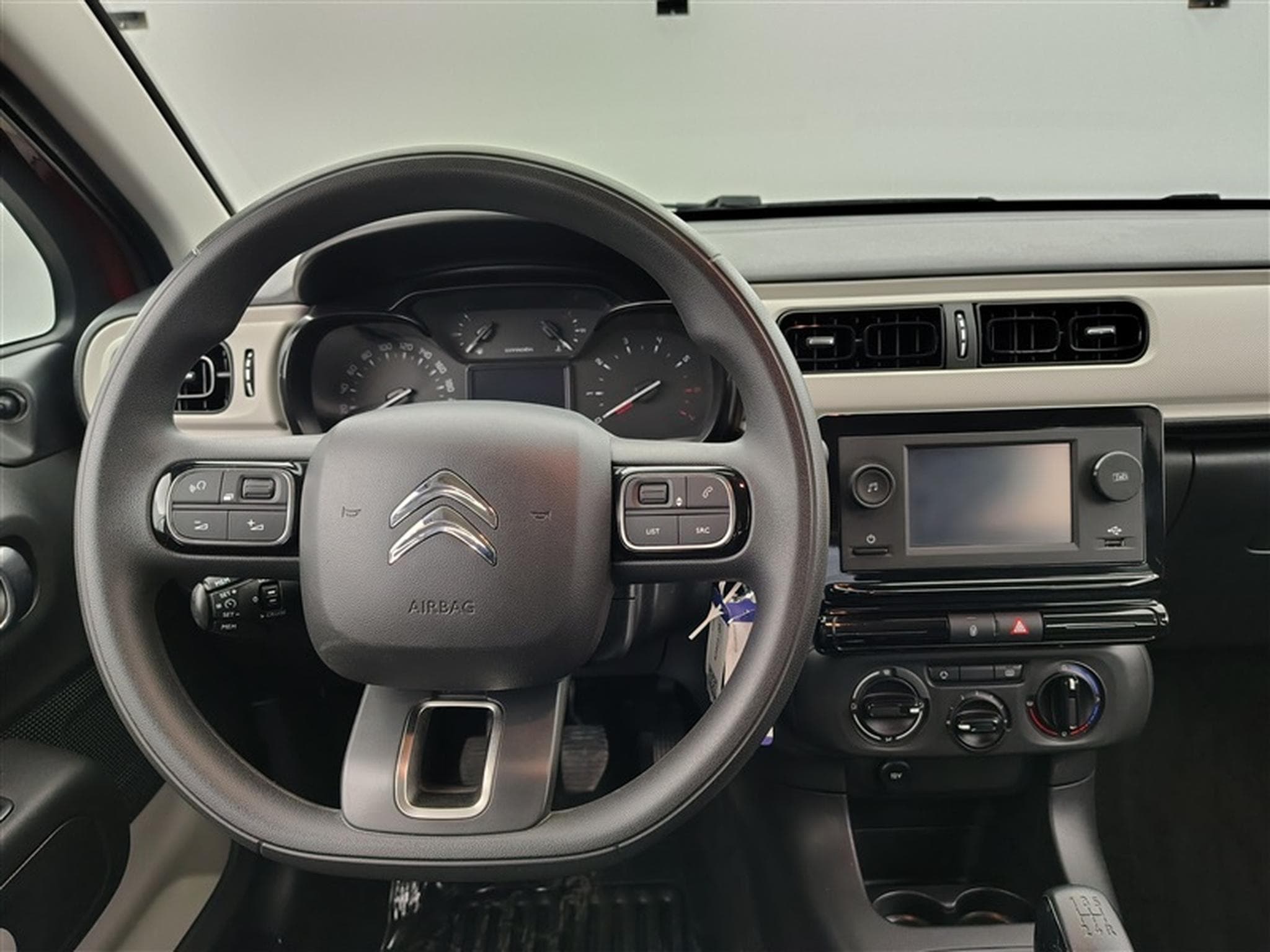 Citroen C3 1.2 PureTech 82cv Live (2021) - Photo 8