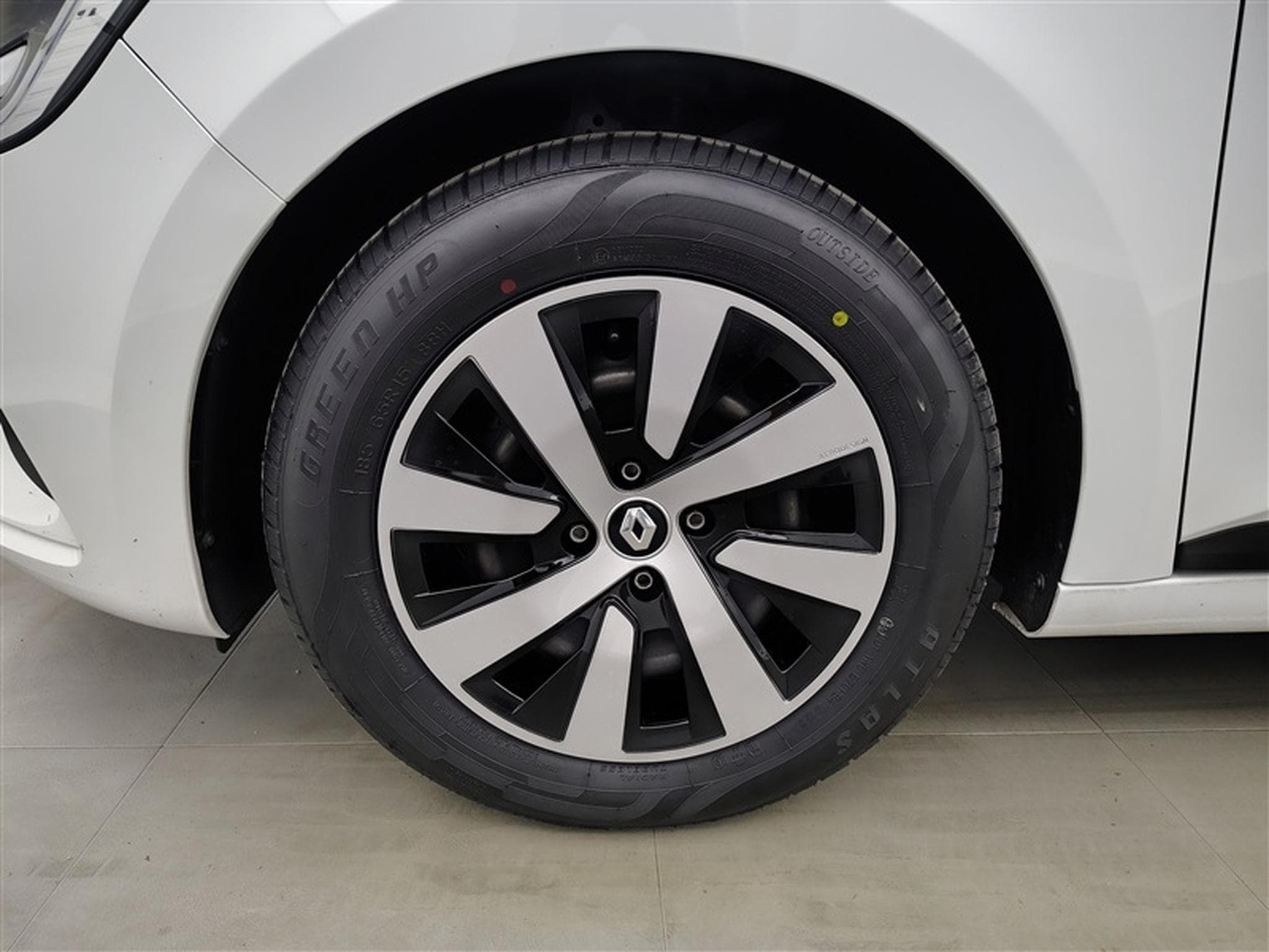 Renault Clio 1.0 TCe 90cv Equilibre APPLECARPLAY / FULL LED / PDC AR (2023) - Photo 5