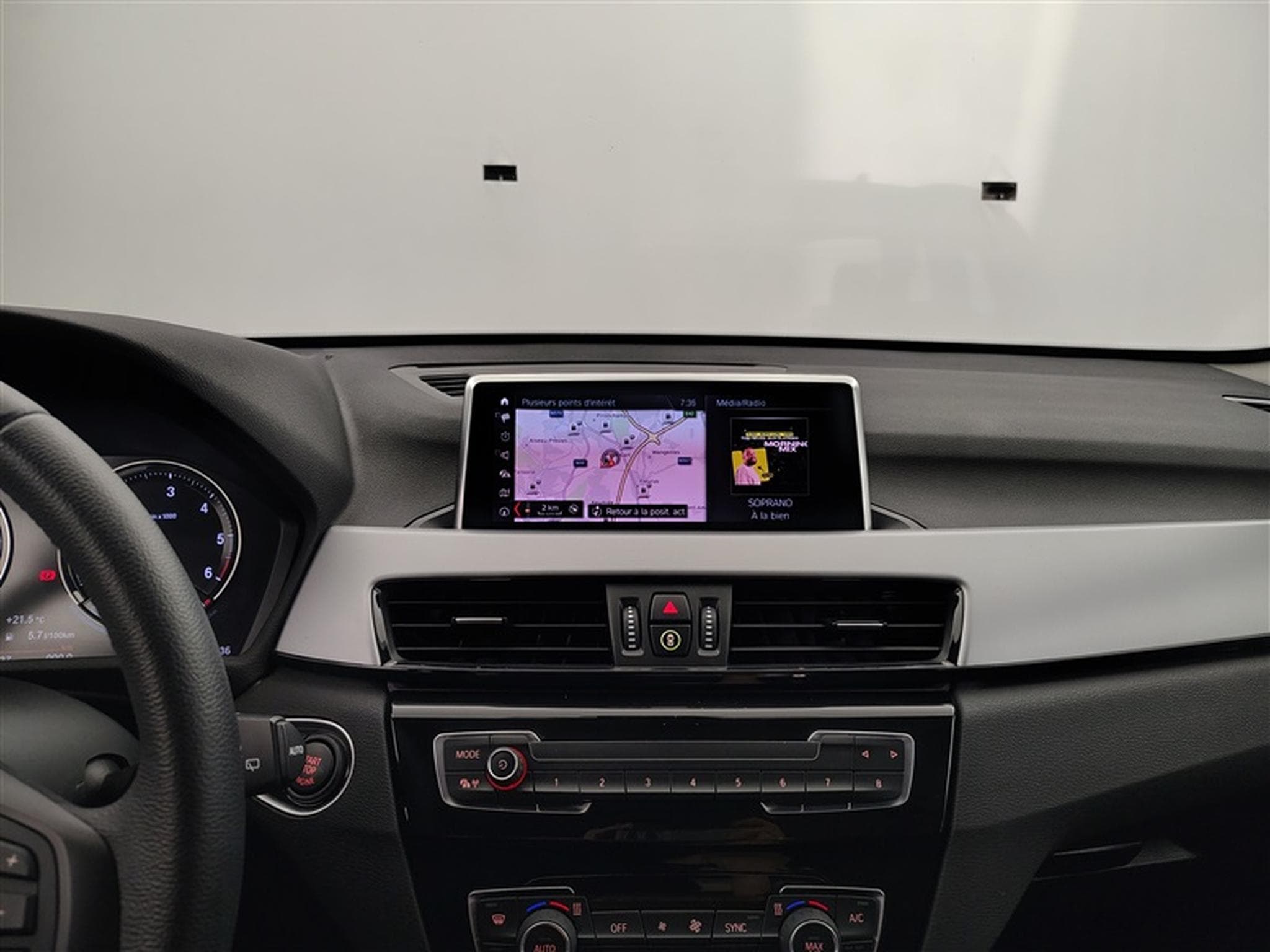 BMW X1 1.5 d sDrive16 NAVI / CLIM / PDC AV-AR (2021) - Photo 11