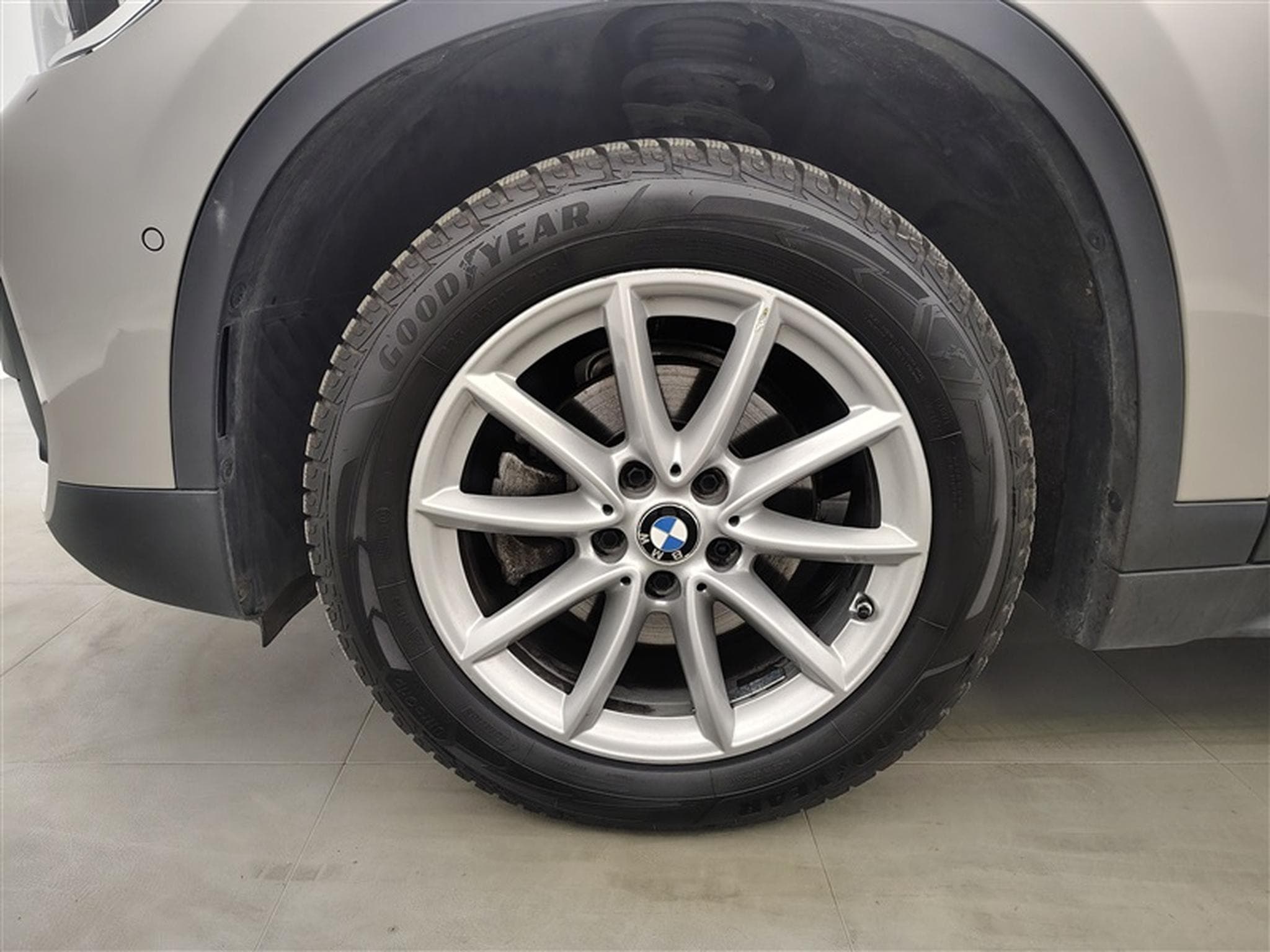 BMW X1 1.5 d sDrive16 NAVI / CLIM / PDC AV-AR (2021) - Photo 6