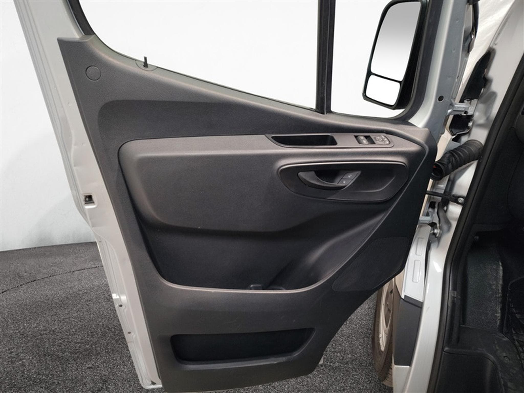 Mercedes Sprinter 2.0 CDI 150cv 9G-Tronic L2H2 CARPLAY / CAMERA (2022) - Photo 17