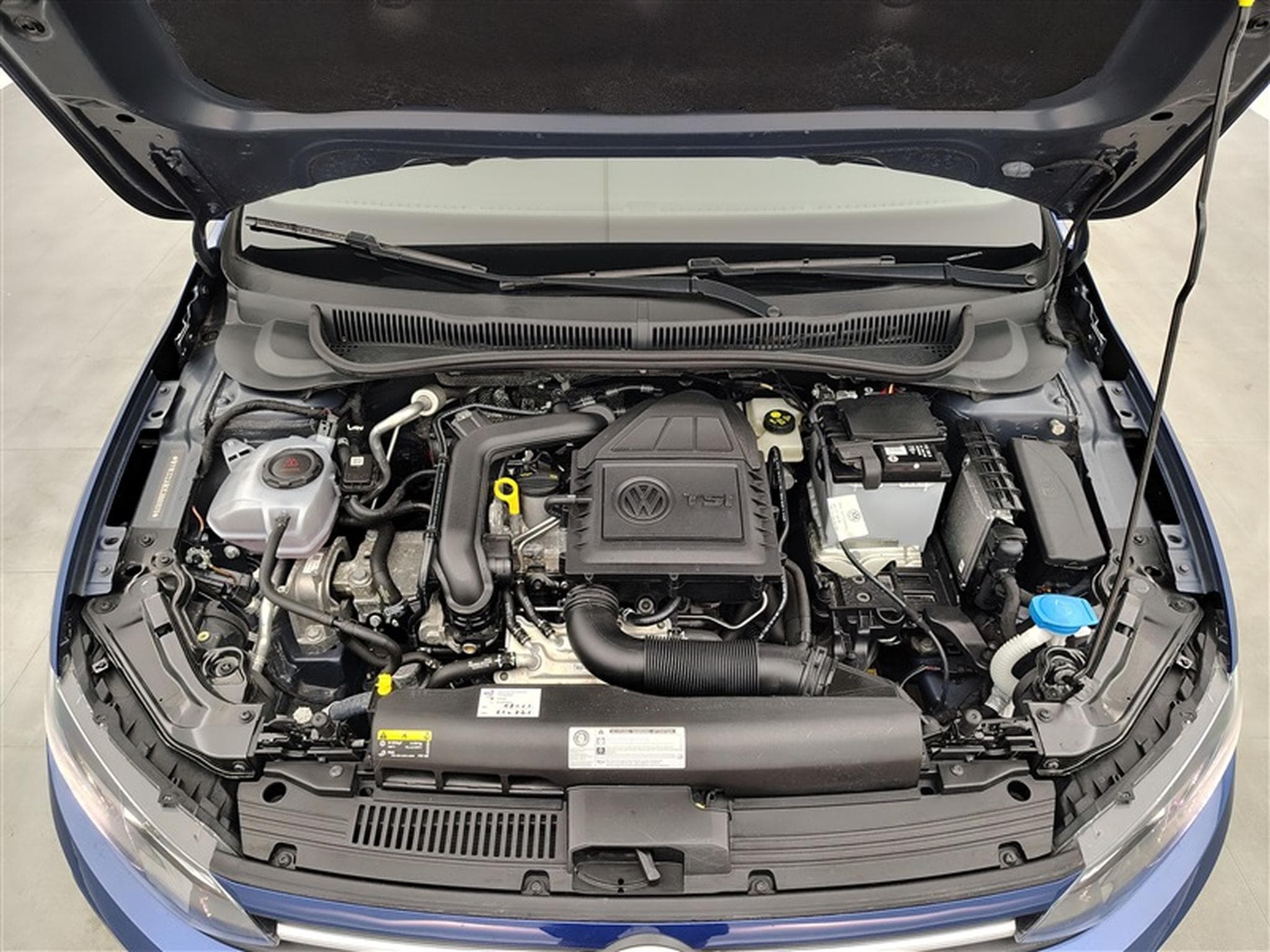 VW Polo 1.0 TSi Highline OPF (2020) - Photo 19