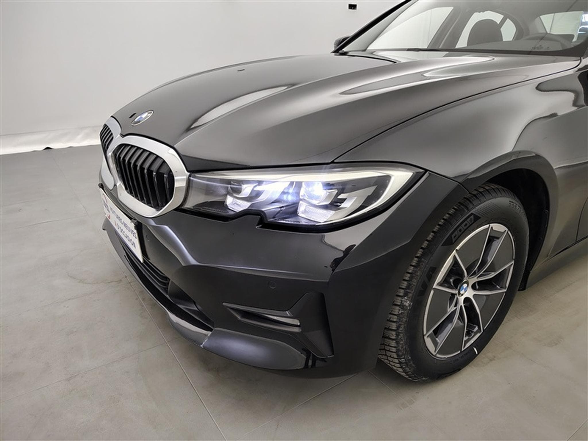 BMW 318 318iA Business Line NAVI/FULL LED/JA16/PDC (2021) - Photo 14