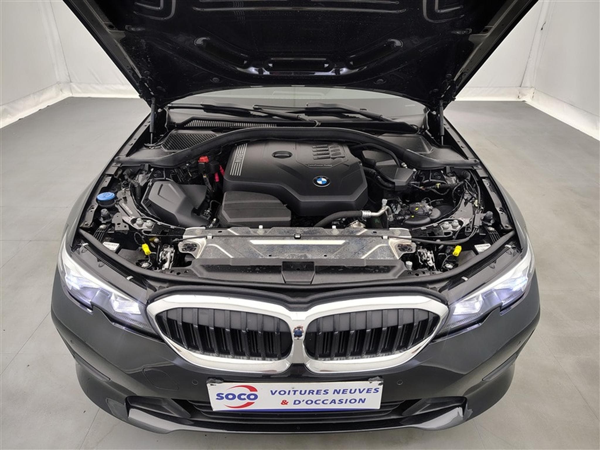 BMW 318 318iA Business Line NAVI/FULL LED/JA16/PDC (2021) - Photo 19