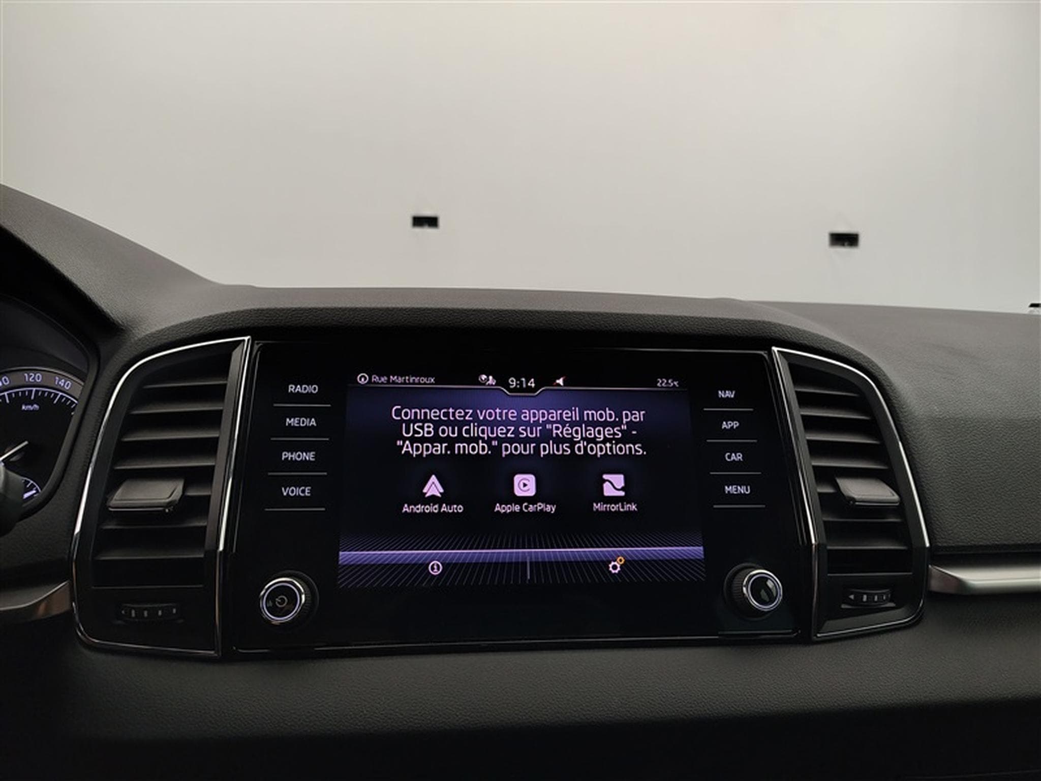 Skoda Karoq 2.0 CR TDi Clever DSG NAVI / CUIR / FULL LED (2023) - Photo 21
