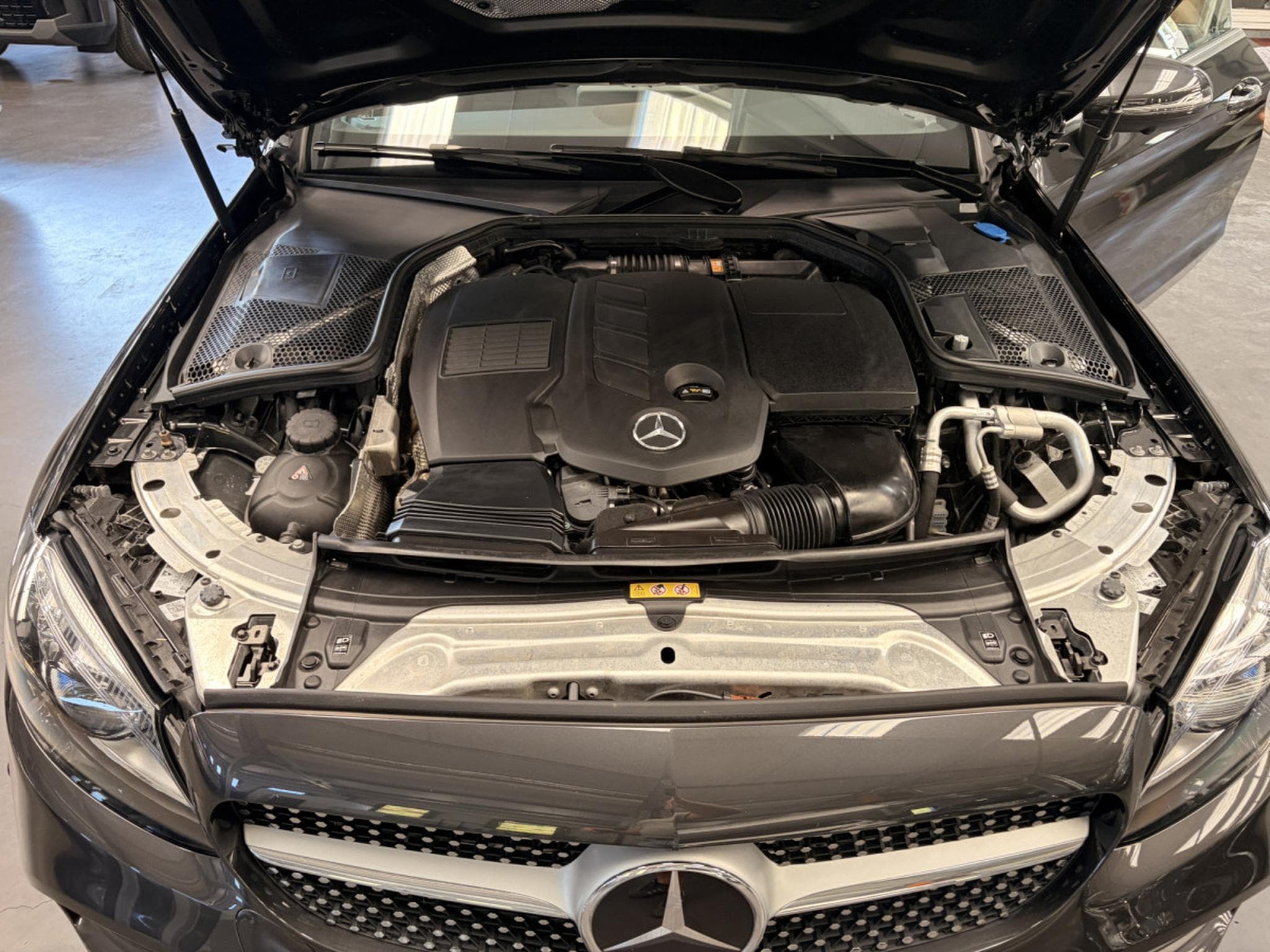 Mercedes C 300 Coupé 2.0 4Matic 245HP (2019) - Photo 10