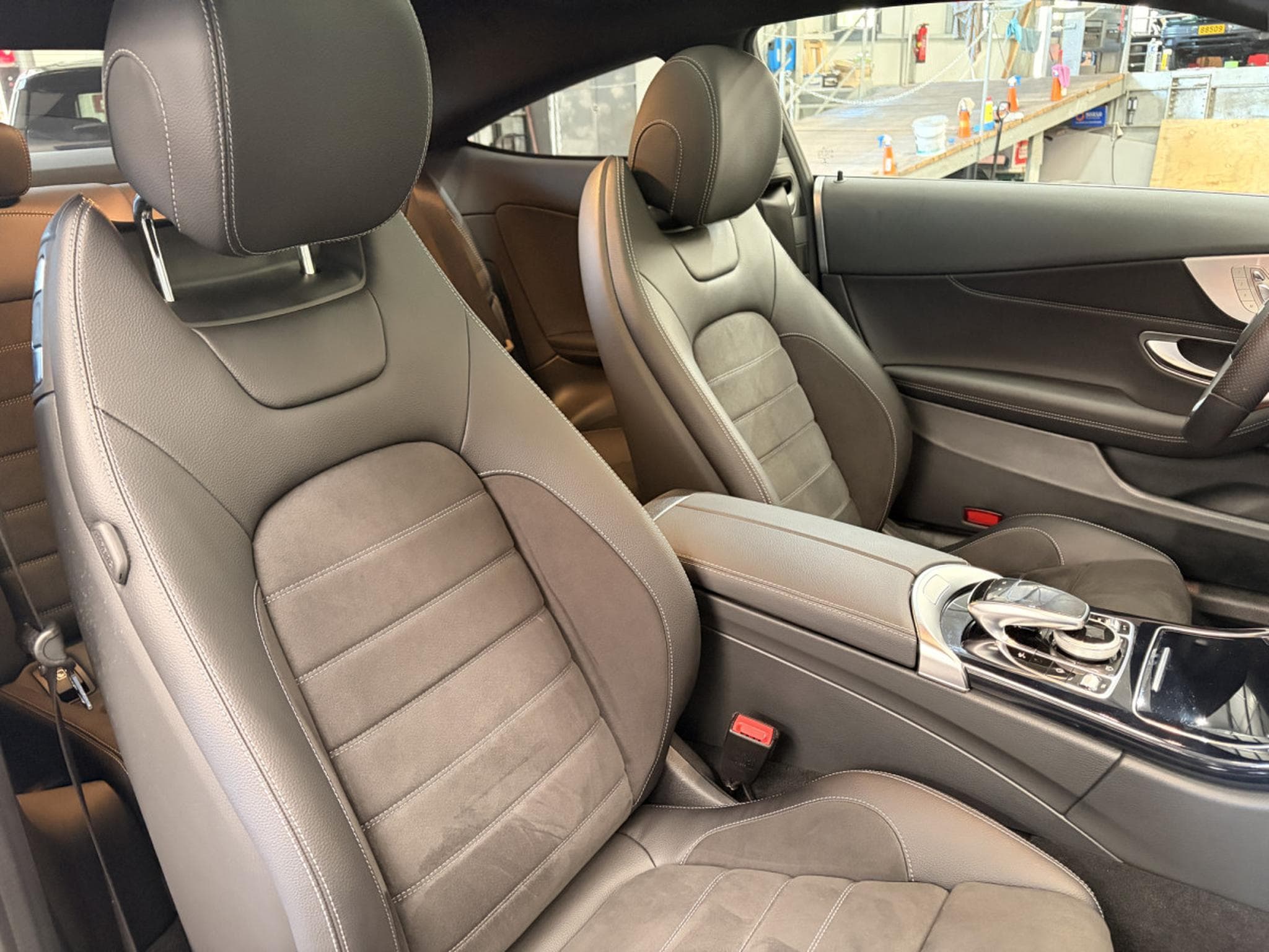 Mercedes C 300 Coupé 2.0 4Matic 245HP (2019) - Photo 14