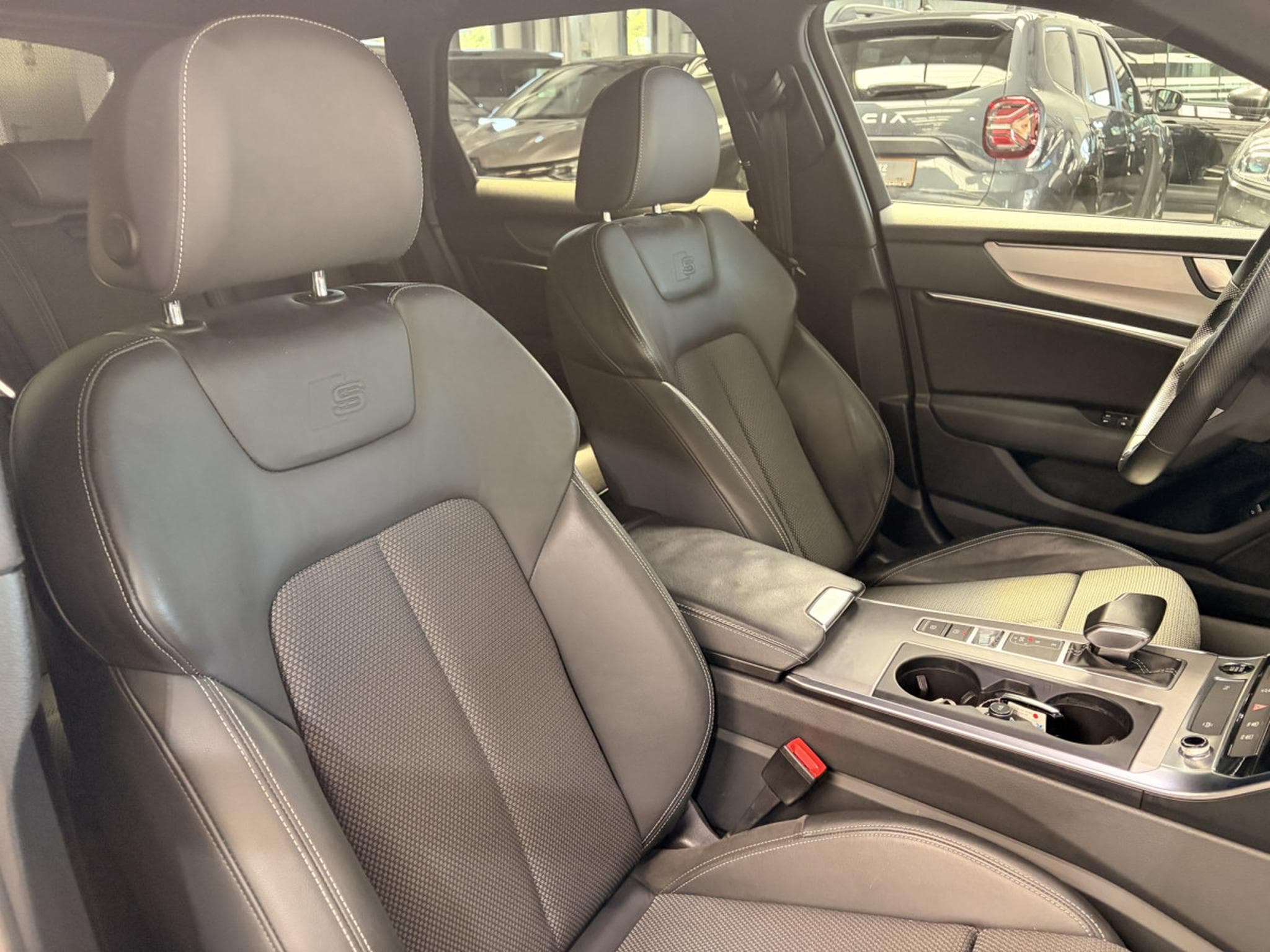 Audi A6 Avant 40TDi S-line 204HP (2021) - Photo 10