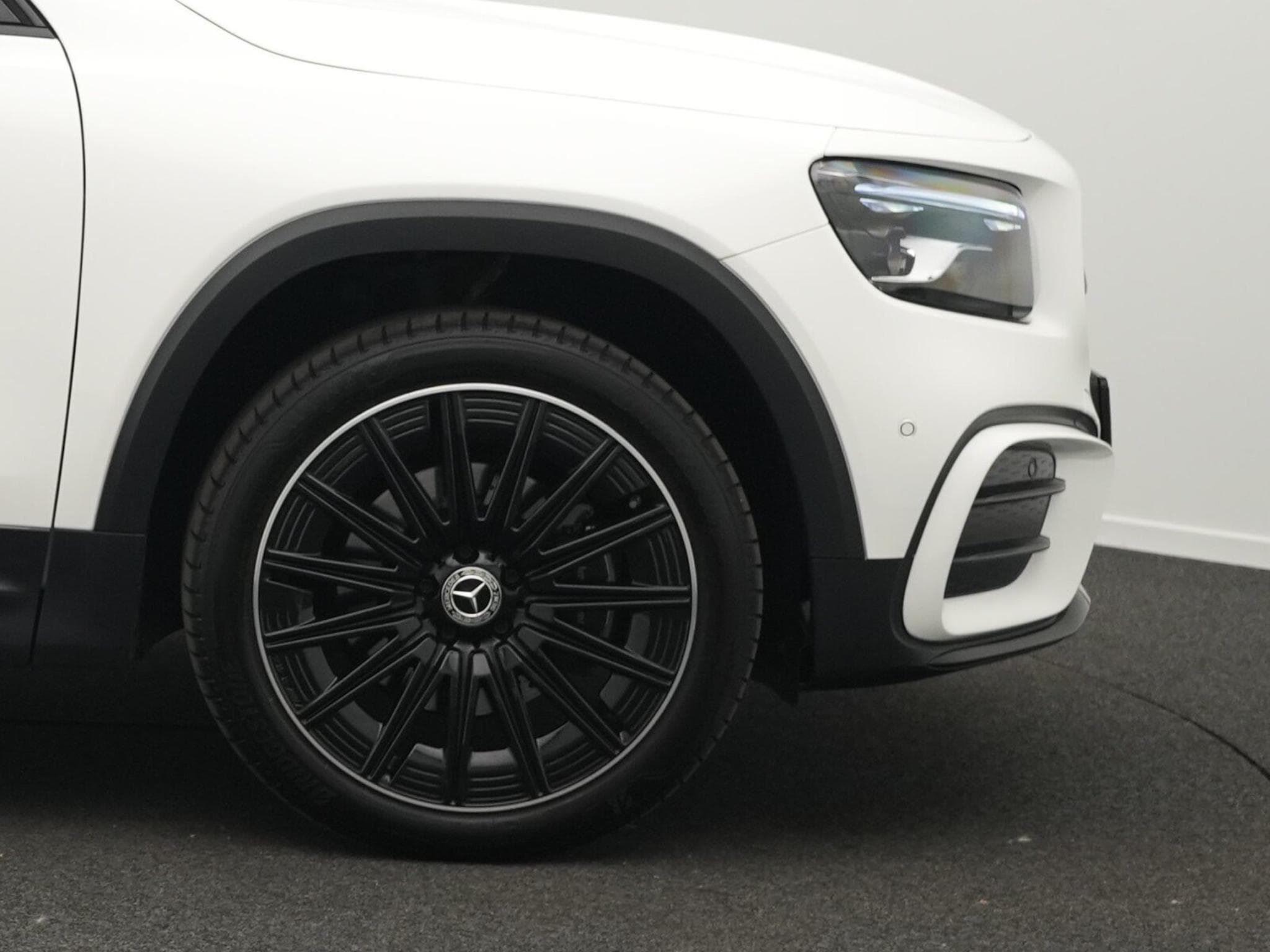 Mercedes GLB 200 d AMG Line/Special Edition/Navi/Distronic (2025) - Foto 8